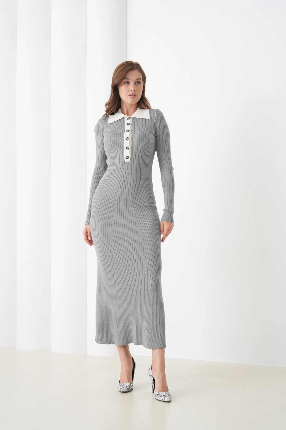 Kadın Polo Yaka Düğme Detay Kaşkorse Uzun Triko Elbise