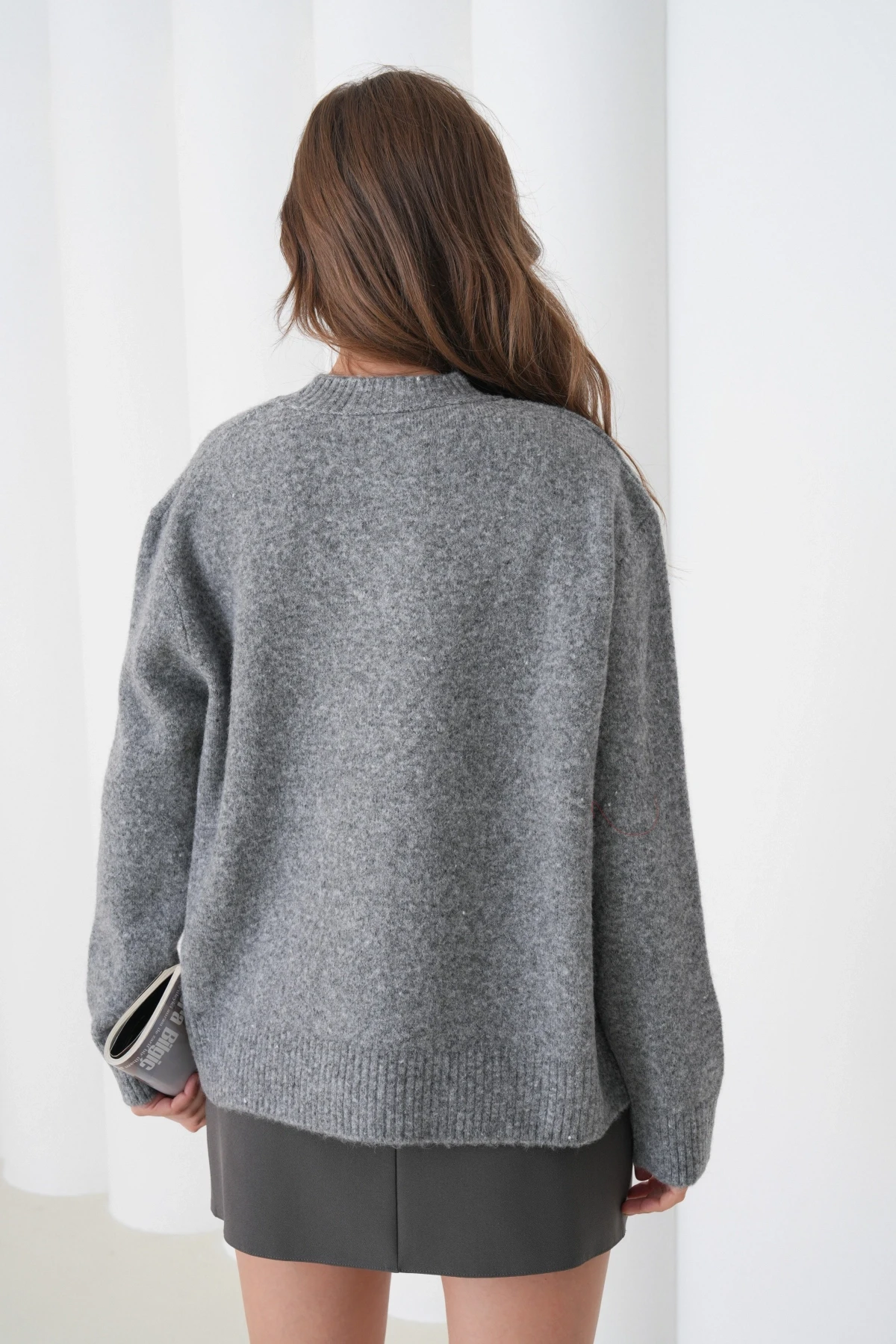 Kadın V Yaka Yumuşak Dokulu Oversize Triko Kazak