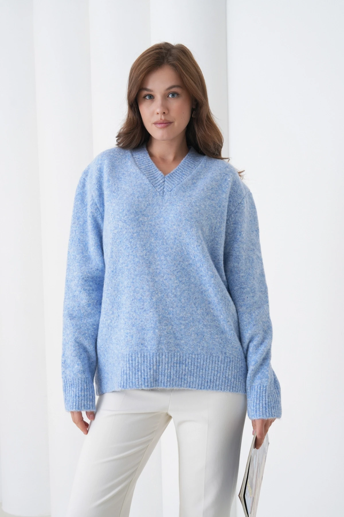 Kadın V Yaka Yumuşak Dokulu Oversize Triko Kazak