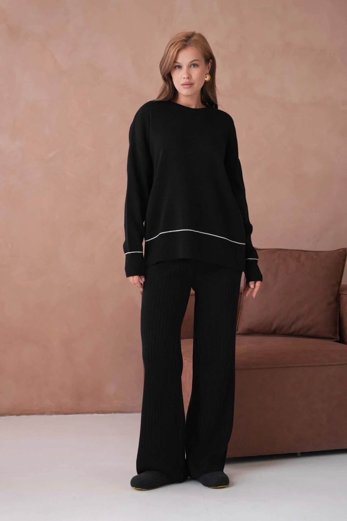 Kadın Bisiklet Yak Adüşük Kol Kazak Fitilli Pantolon İkili Triko Takım