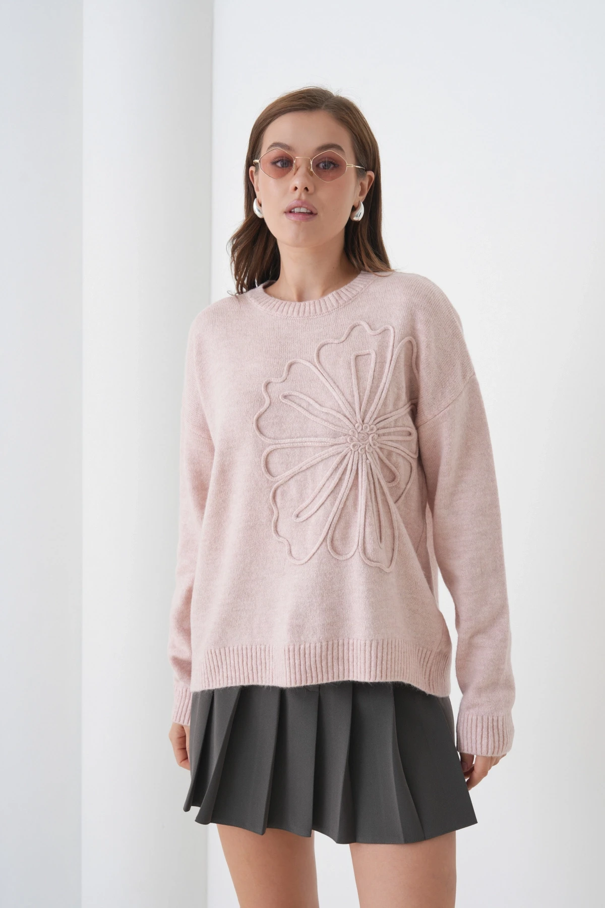 Kadın Bisiklet Yaka Desen İşlemeli Yumuşak Dokulu Triko Kazak