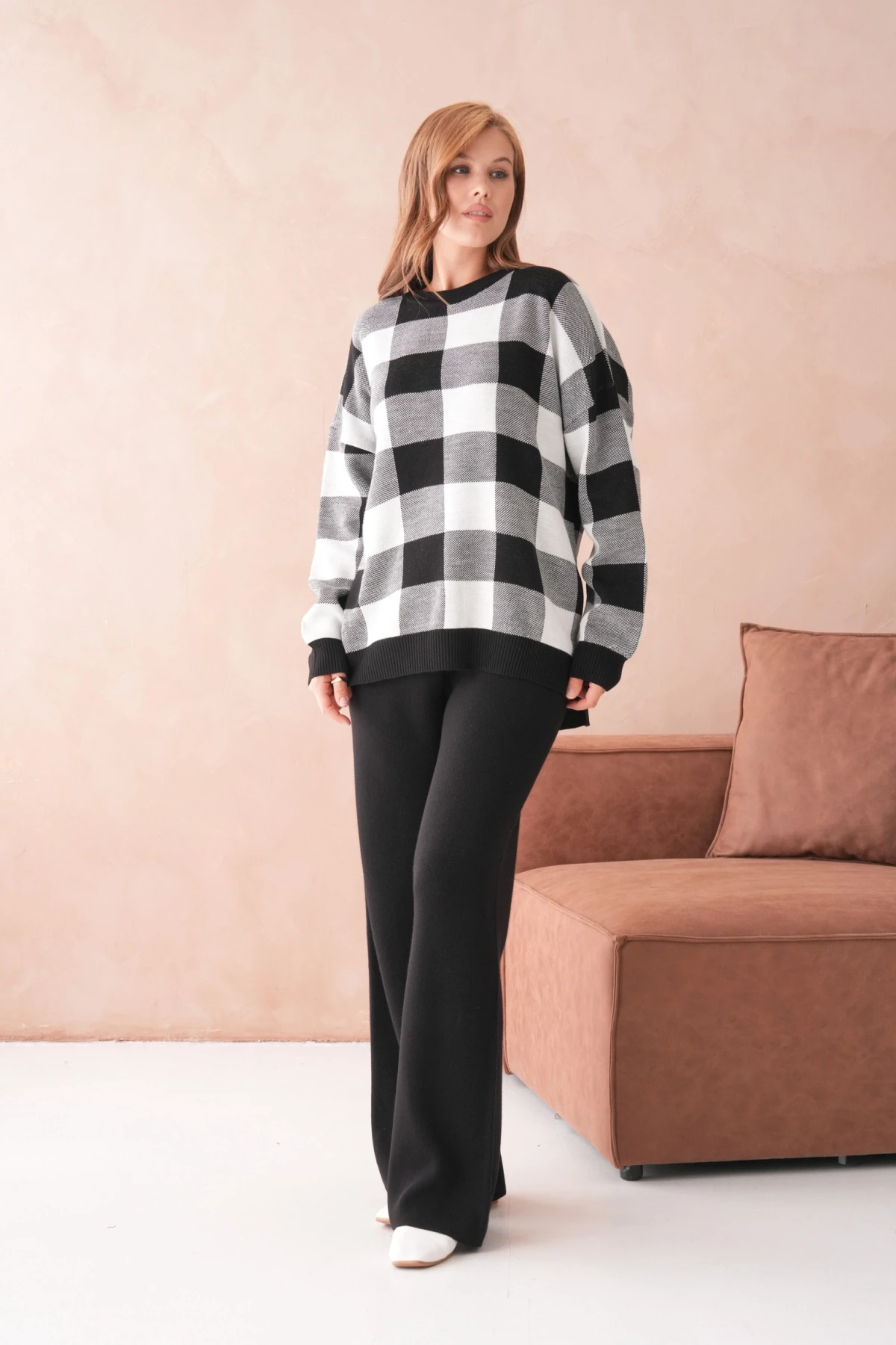 Kadın Bisiklet Yaka Desenli Yırtmaçlı Salaş Kazak Pantolon İkili Triko Takım