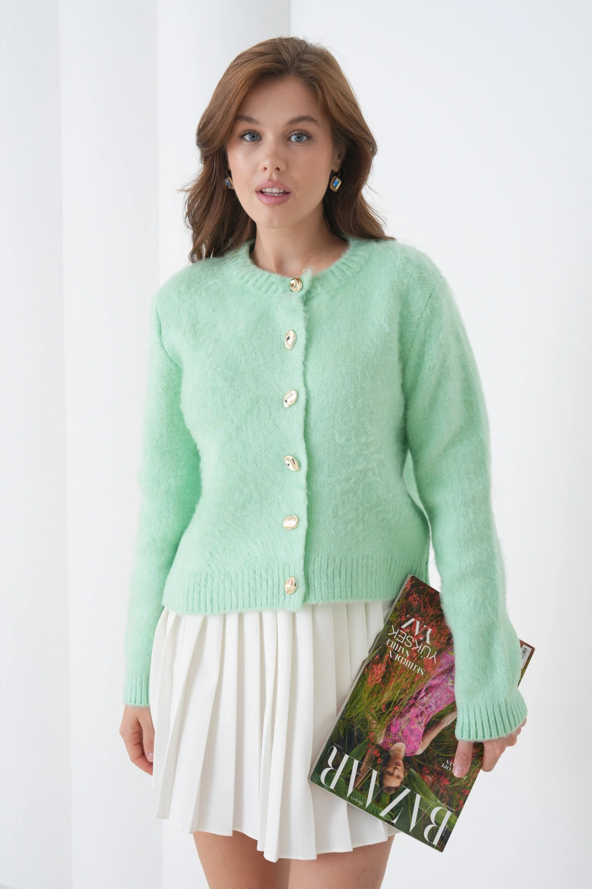 Kadın Bisiklet Yaka Düğme Detaylı Yumuşak Dokulu Şardonlu Triko Ceket