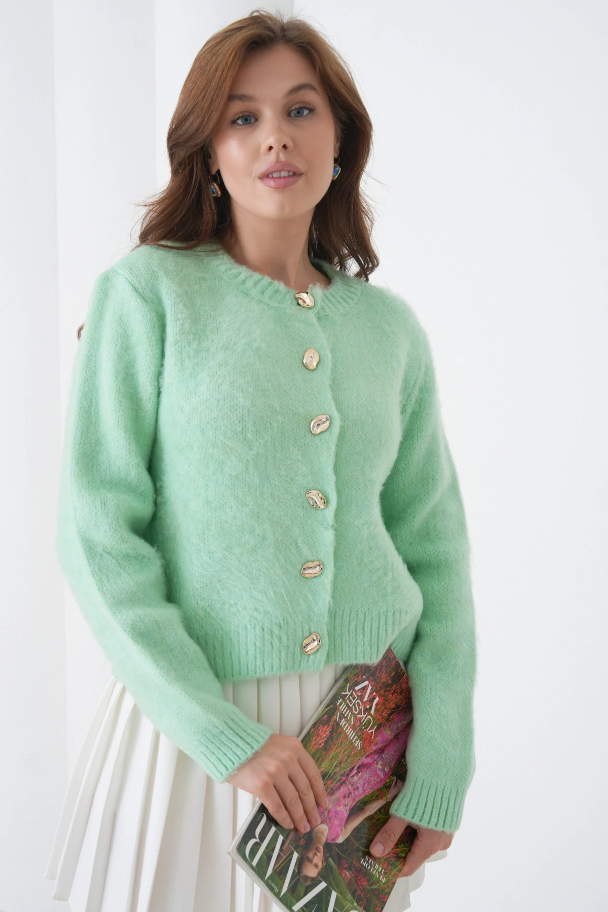 Kadın Bisiklet Yaka Düğme Detaylı Yumuşak Dokulu Şardonlu Triko Ceket