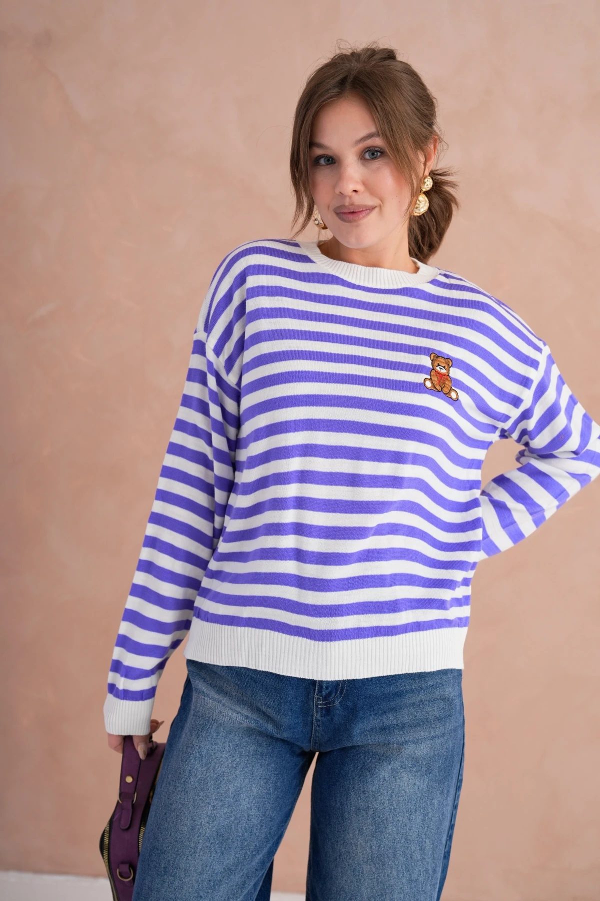 Kadın Bisiklet Yaka Nakış Detay Çizgili Triko Kazak