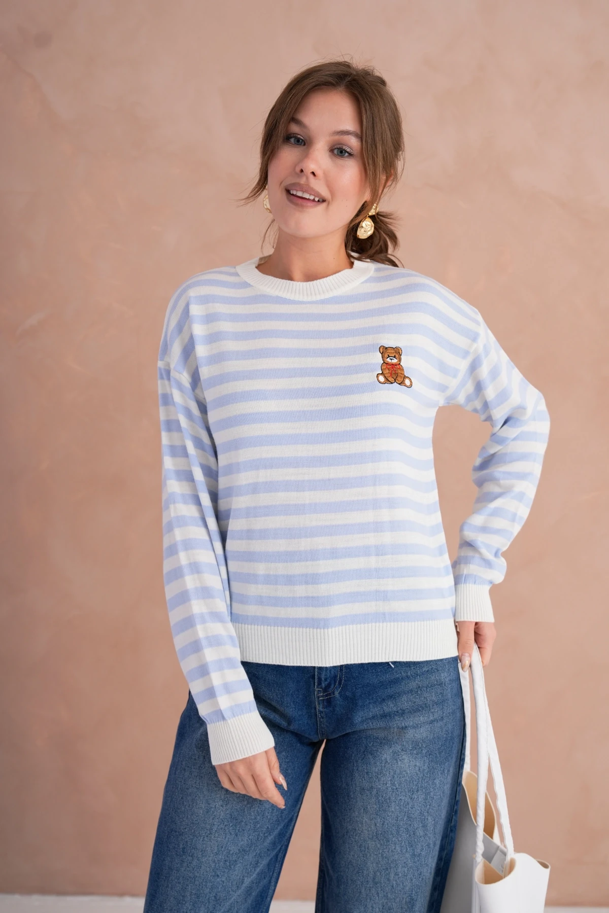 Kadın Bisiklet Yaka Nakış Detay Çizgili Triko Kazak