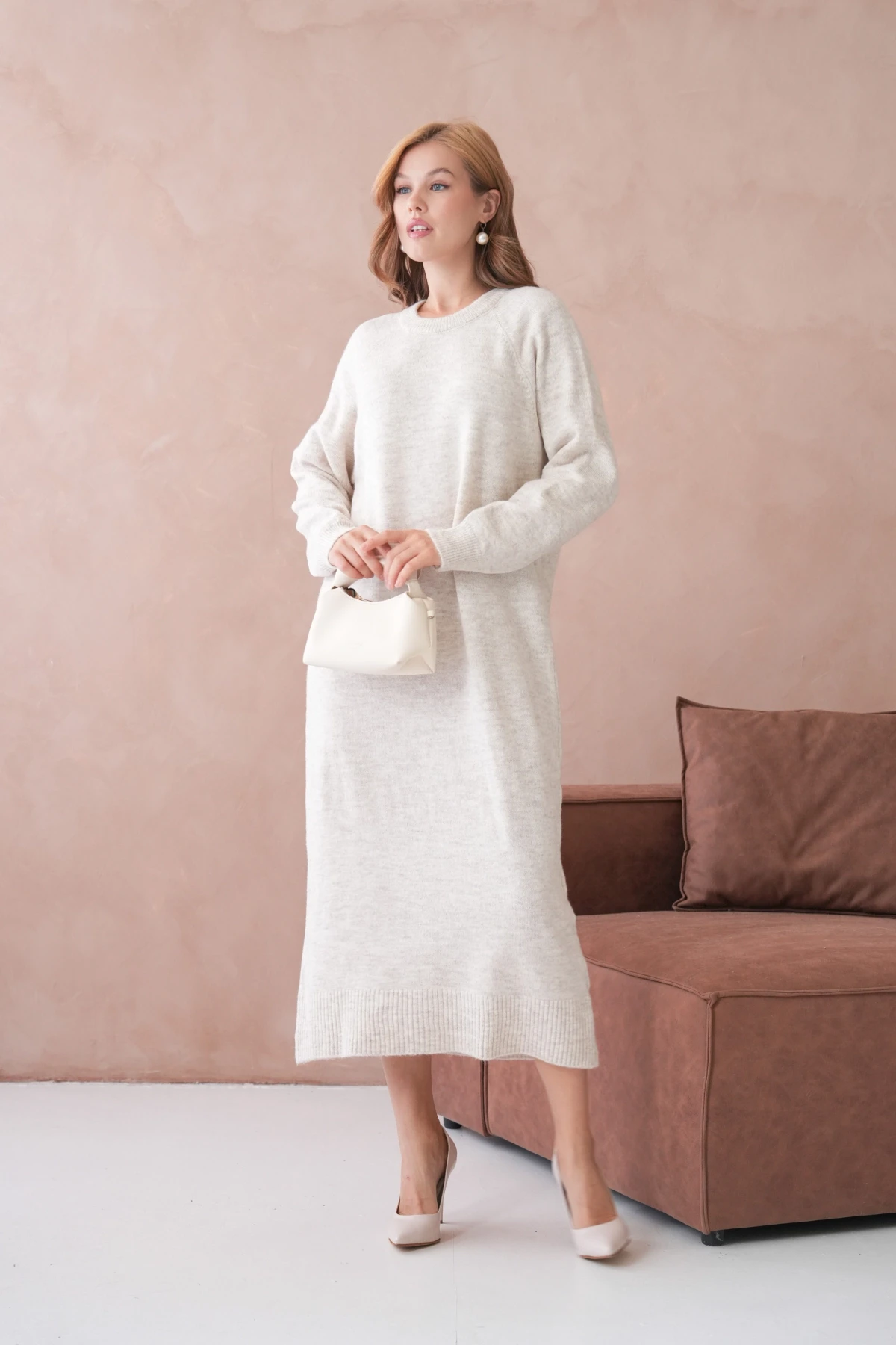 Kadın Bisiklet Yaka Yumuşak Dokulu Maksi Boy Şardonlu Oversize Triko Elbise 8324Sw