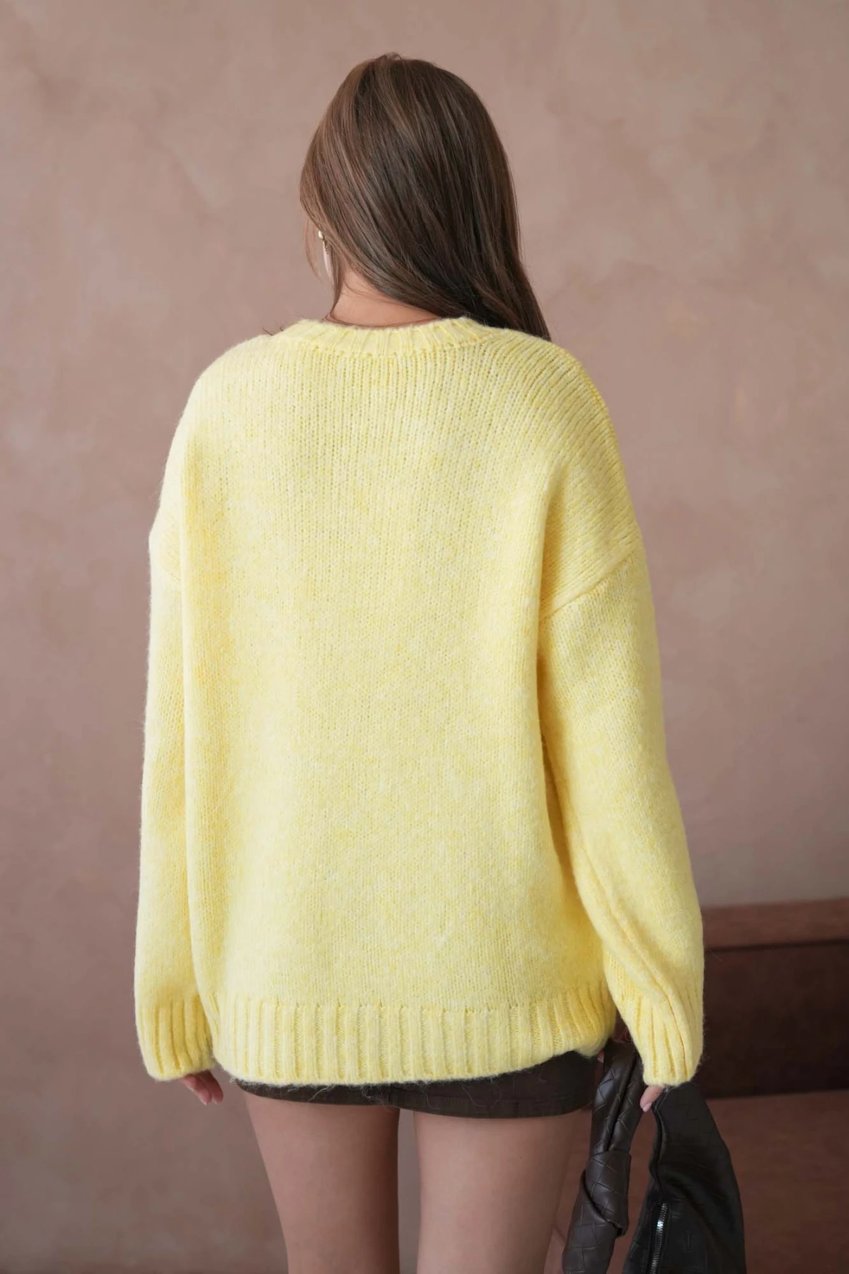 Kadın Bisiklet Yaka Yumuşak Dokulu Oversize Triko Kazak 3032