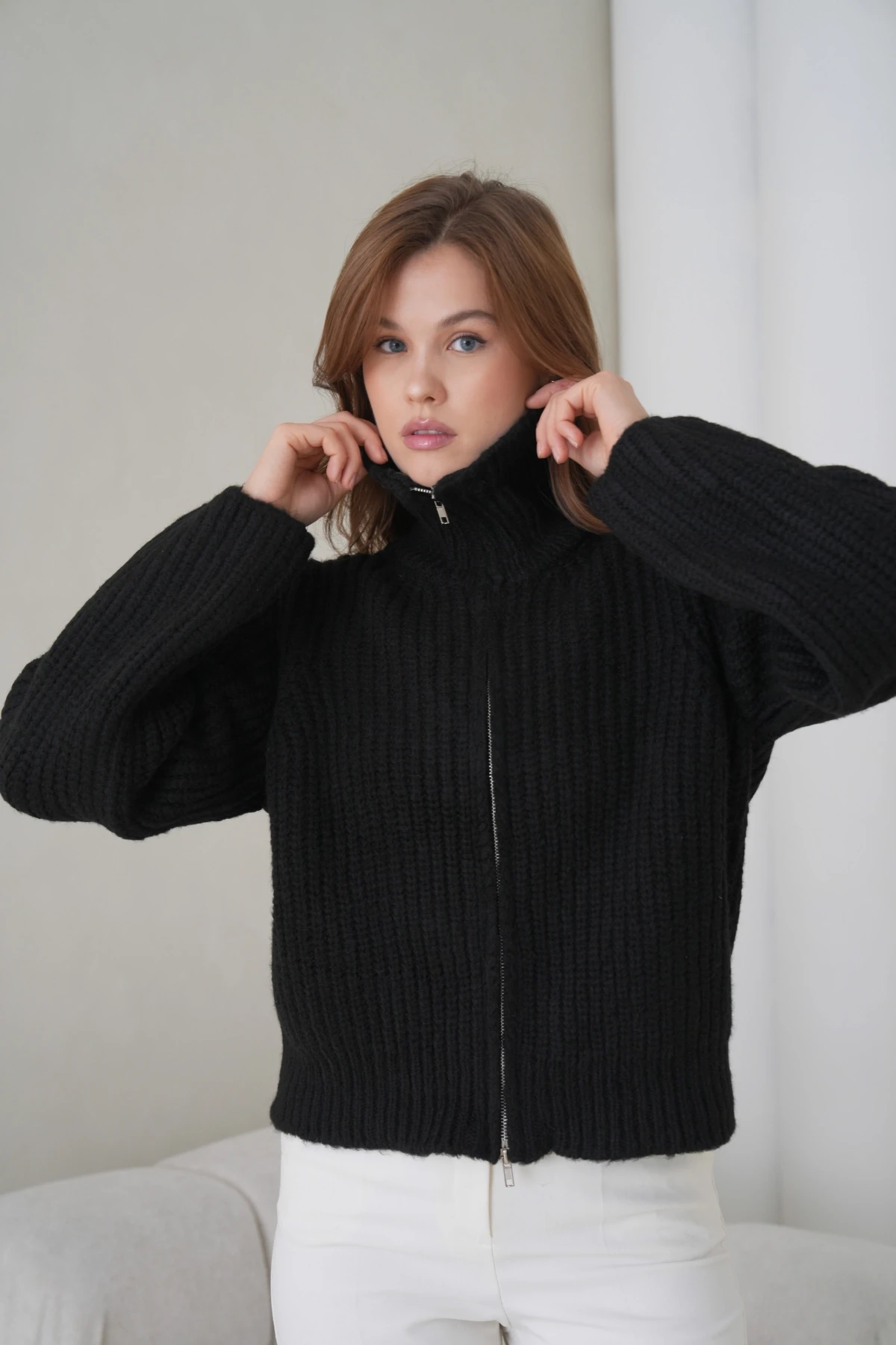 Kadın Devrik Yaka Fermuar Kapama Fitilli Triko Ceket