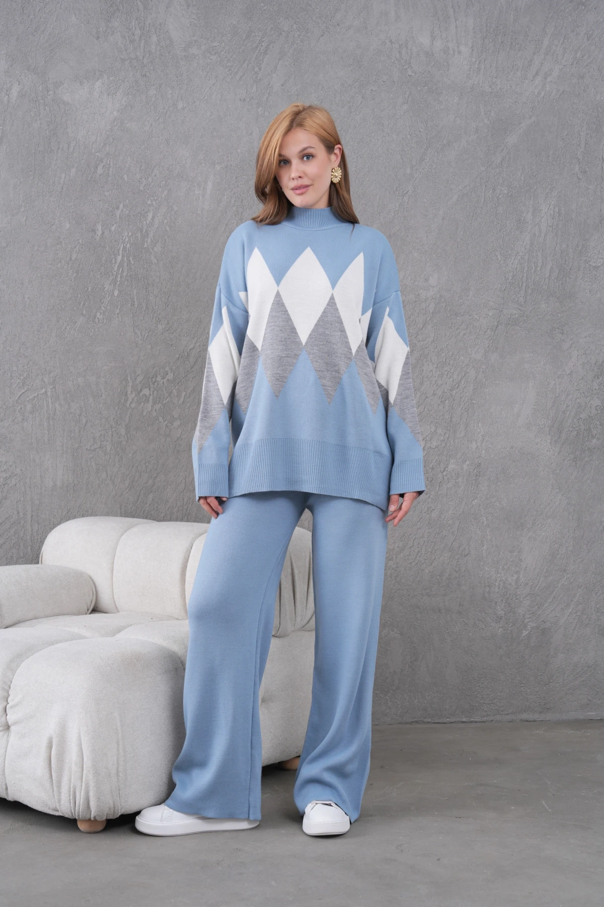 Kadın Dik Yaka Desenli Yırtmaçlı Kazak Pantolon İkil Triko Takım