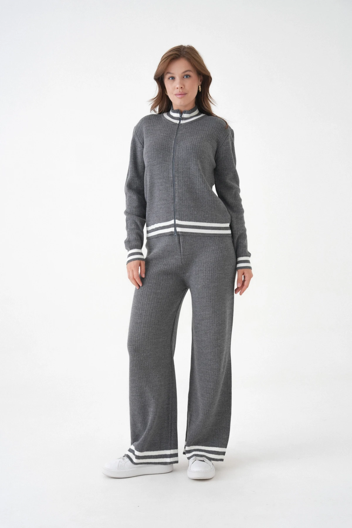 Kadın Dik Yaka Fermuar Kapama Çizgili Kaşkorse Ceket Pantolon İkili Triko Takım