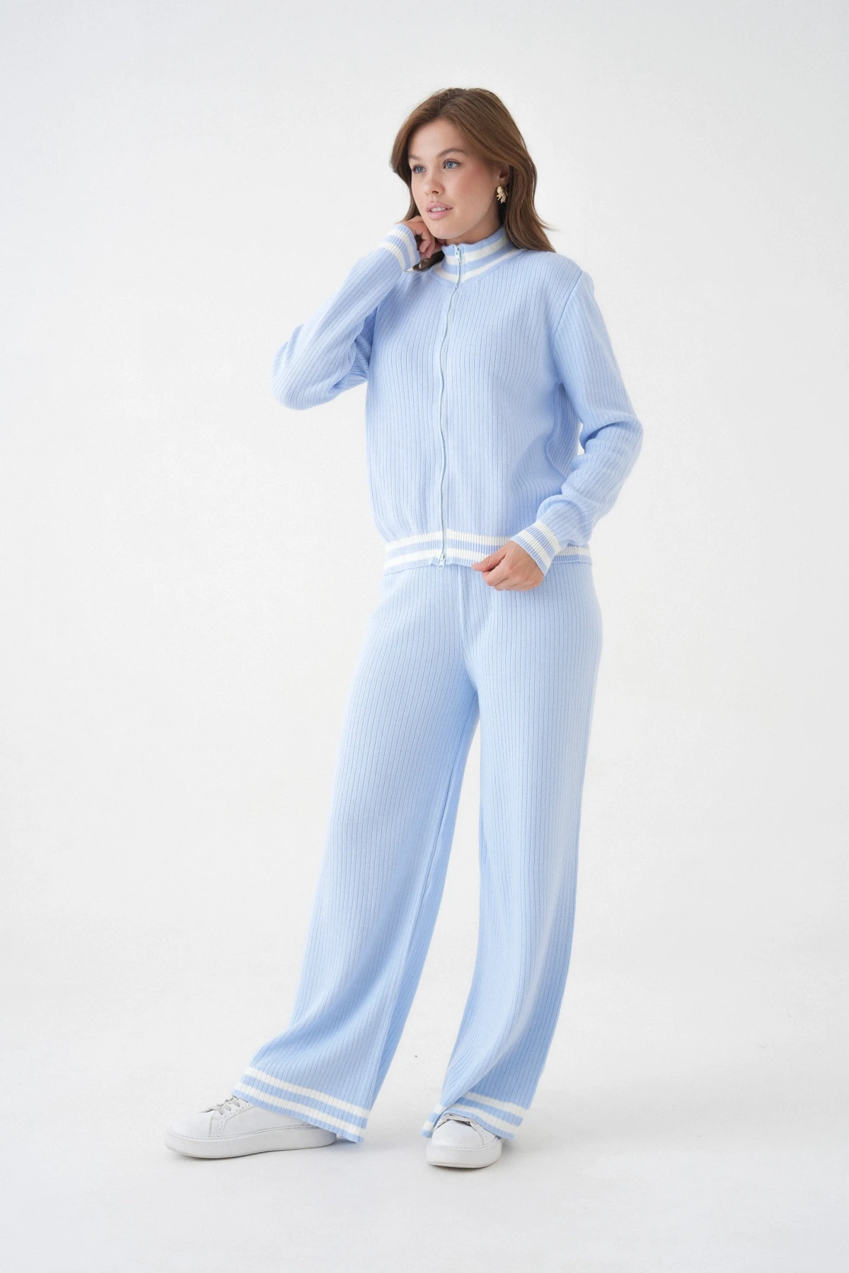 Kadın Dik Yaka Fermuar Kapama Çizgili Kaşkorse Ceket Pantolon İkili Triko Takım