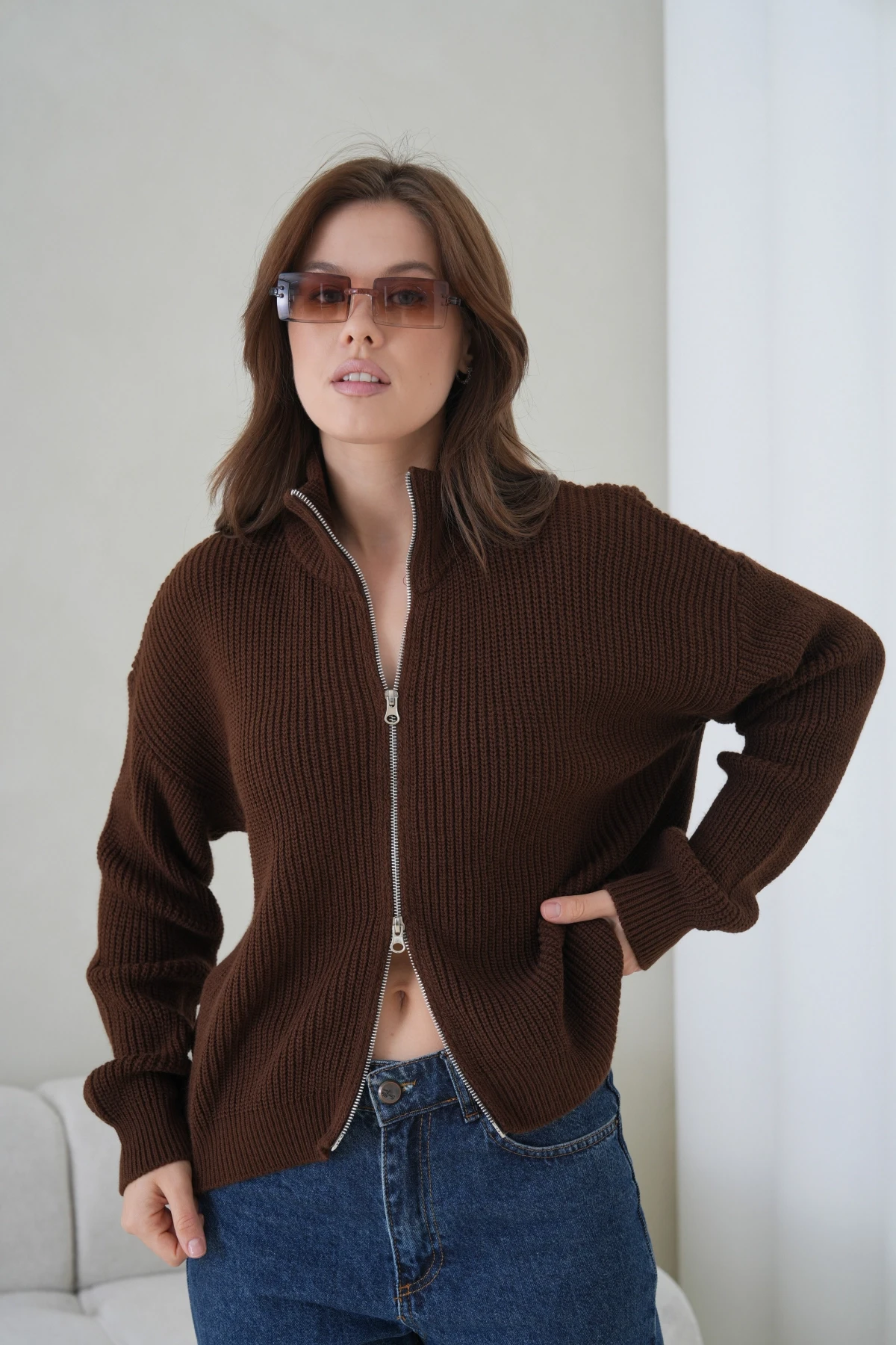 Kadın Dik Yaka Fermuar Kapama Oversize Triko Hırka 