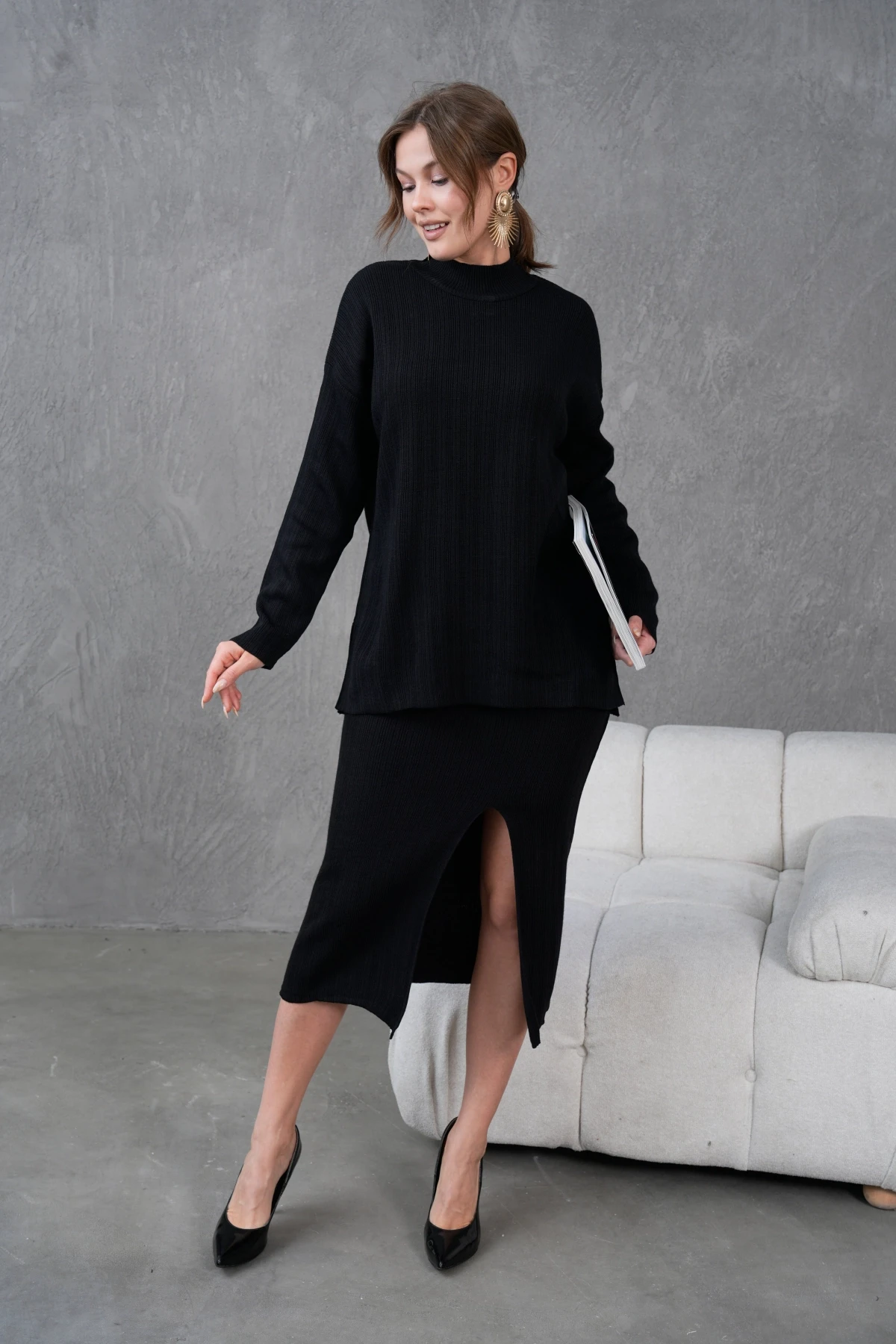 Kadın Dik Yaka Kazak Yırtmaçlı Uzun Etek İkili Triko Takım