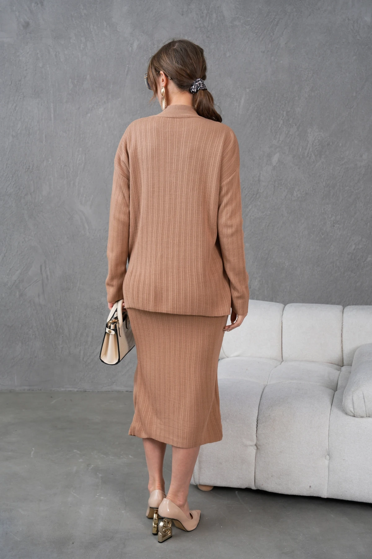 Kadın Dik Yaka Kazak Yırtmaçlı Uzun Etek İkili Triko Takım