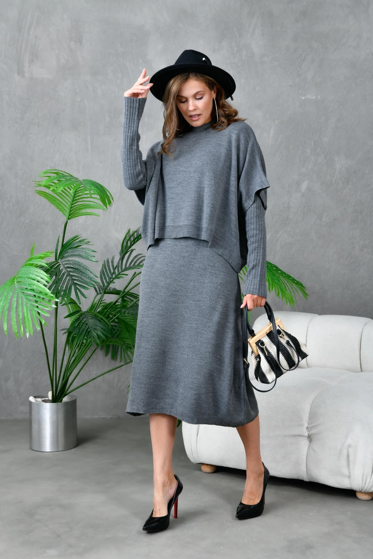 Kadın Dik Yaka Kısa Kol Kazak Uzun Elbise İkili Triko Takım