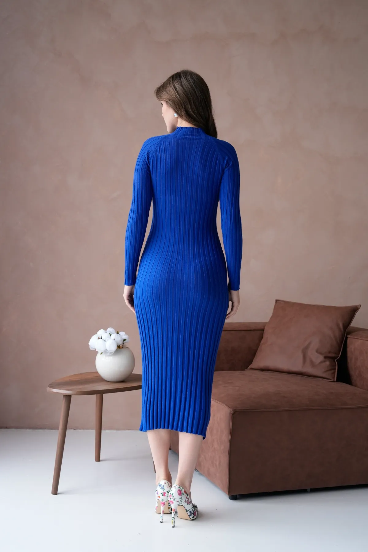 Kadın Dik Yaka Yumuşak Dokulu Premium İplik Maksi Boy Fitilli Triko Elbise