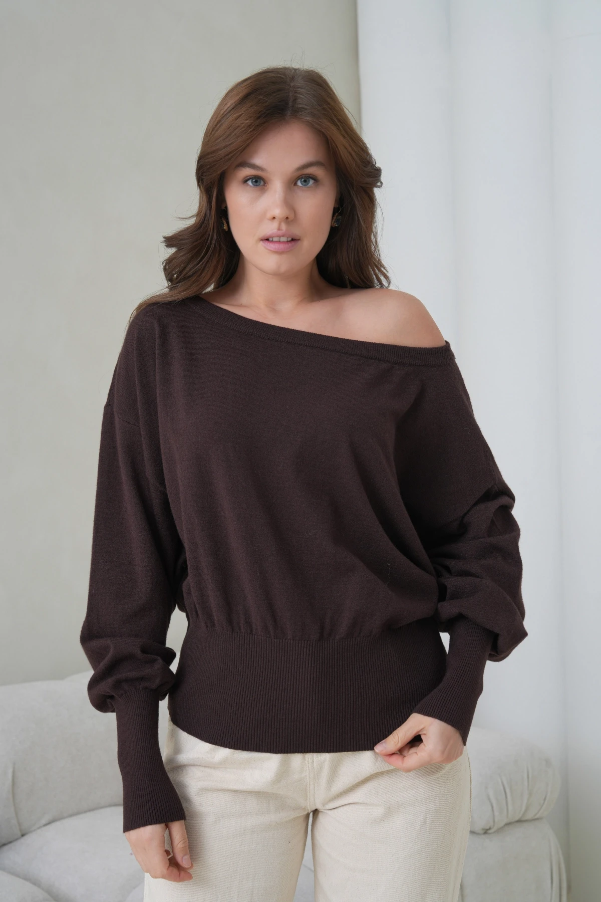 kadın geniş yaka koll detay trko kazak