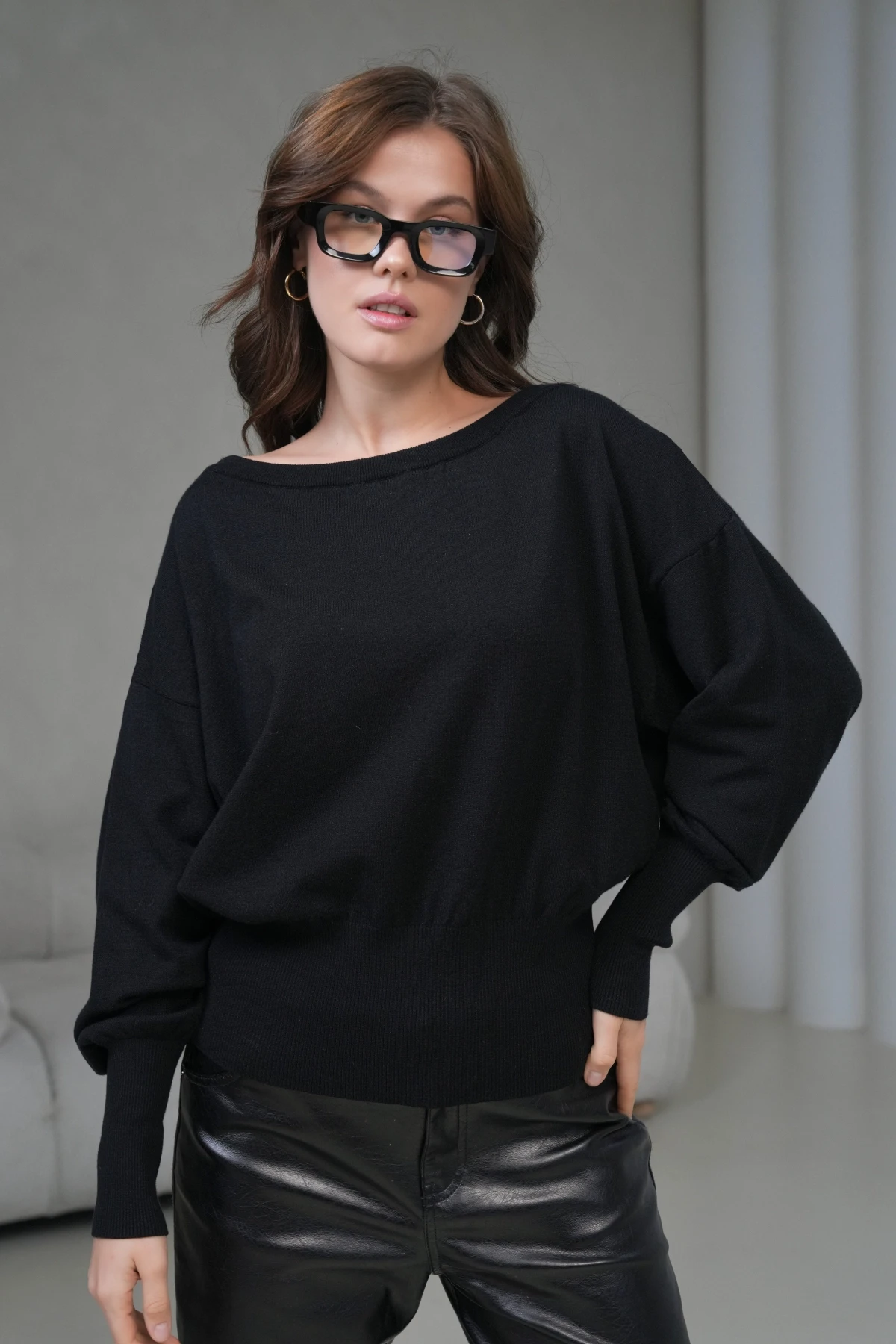 kadın geniş yaka koll detay trko kazak