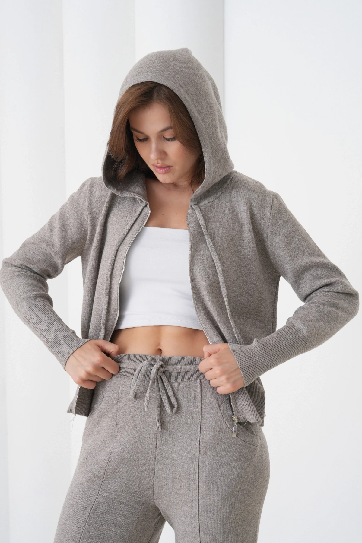 Kadın Kapşonlu Fermuar Kapam Hırka Pantolon İkili Triko Takım