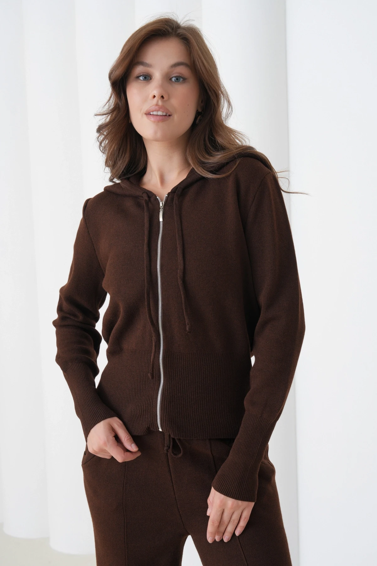 Kadın Kapşonlu Fermuar Kapam Hırka Pantolon İkili Triko Takım