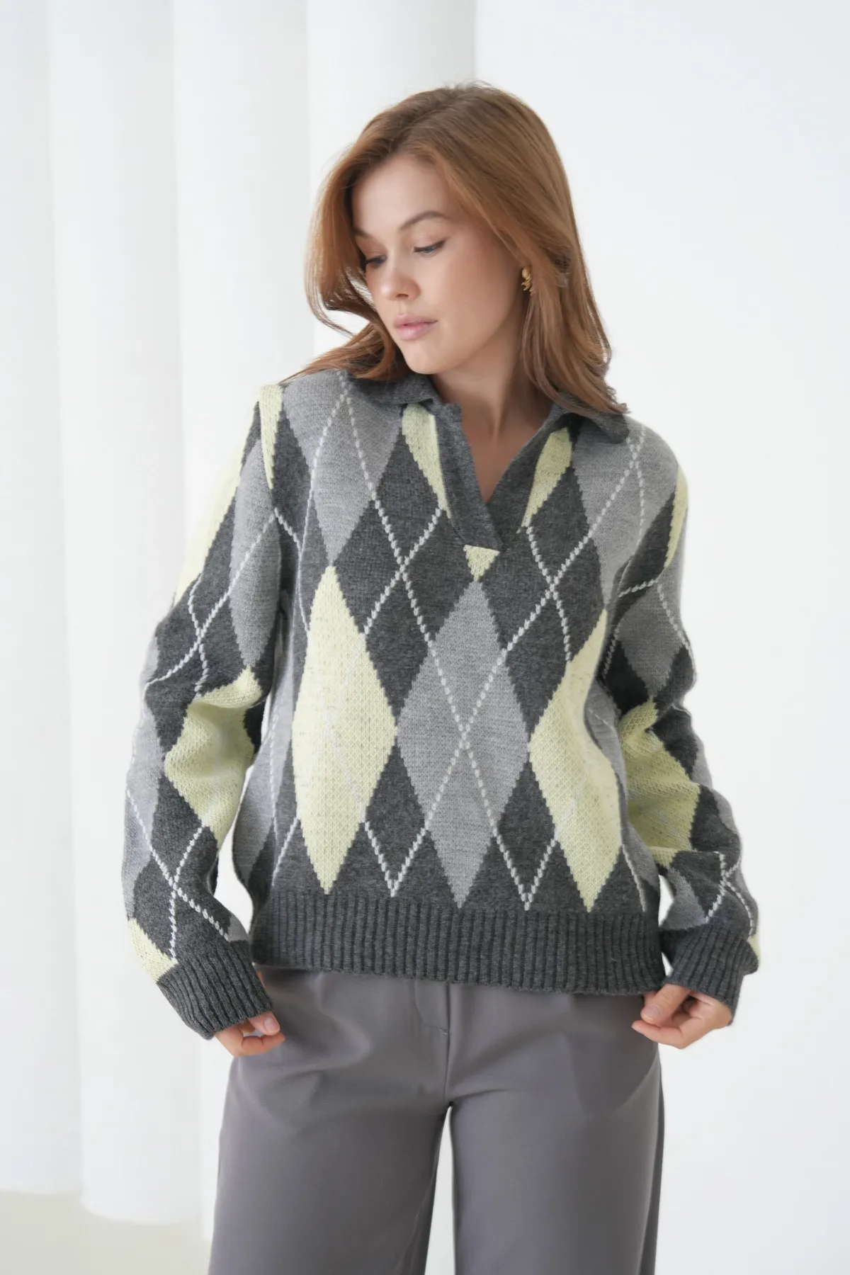 Kadın Polo Yaka Baklava Desenli Yumuşak Dokulu Triko Kazak