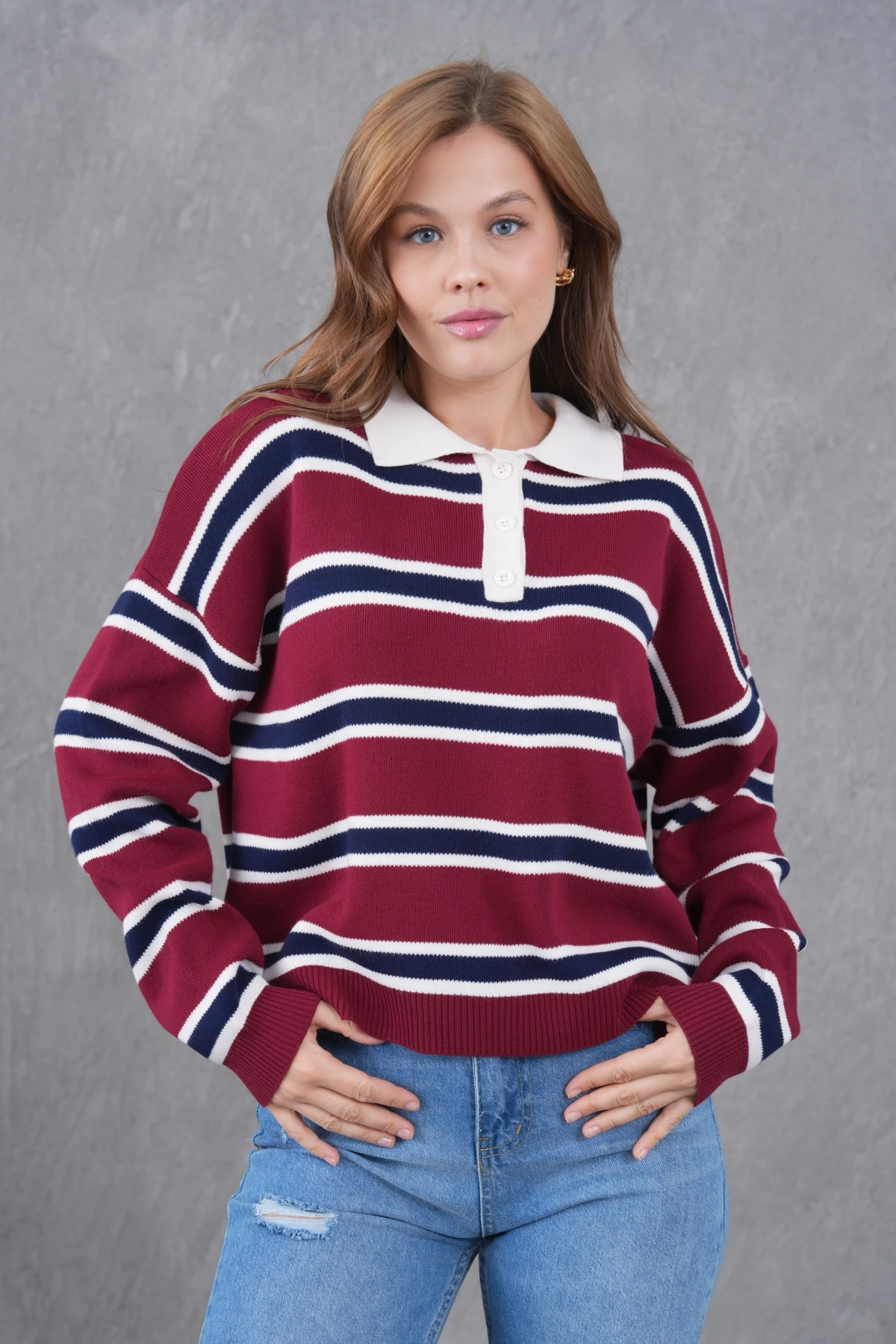 Kadın Polo Yaka Çizgili Yumuşak Dokulu Oversize Triko Kazak 