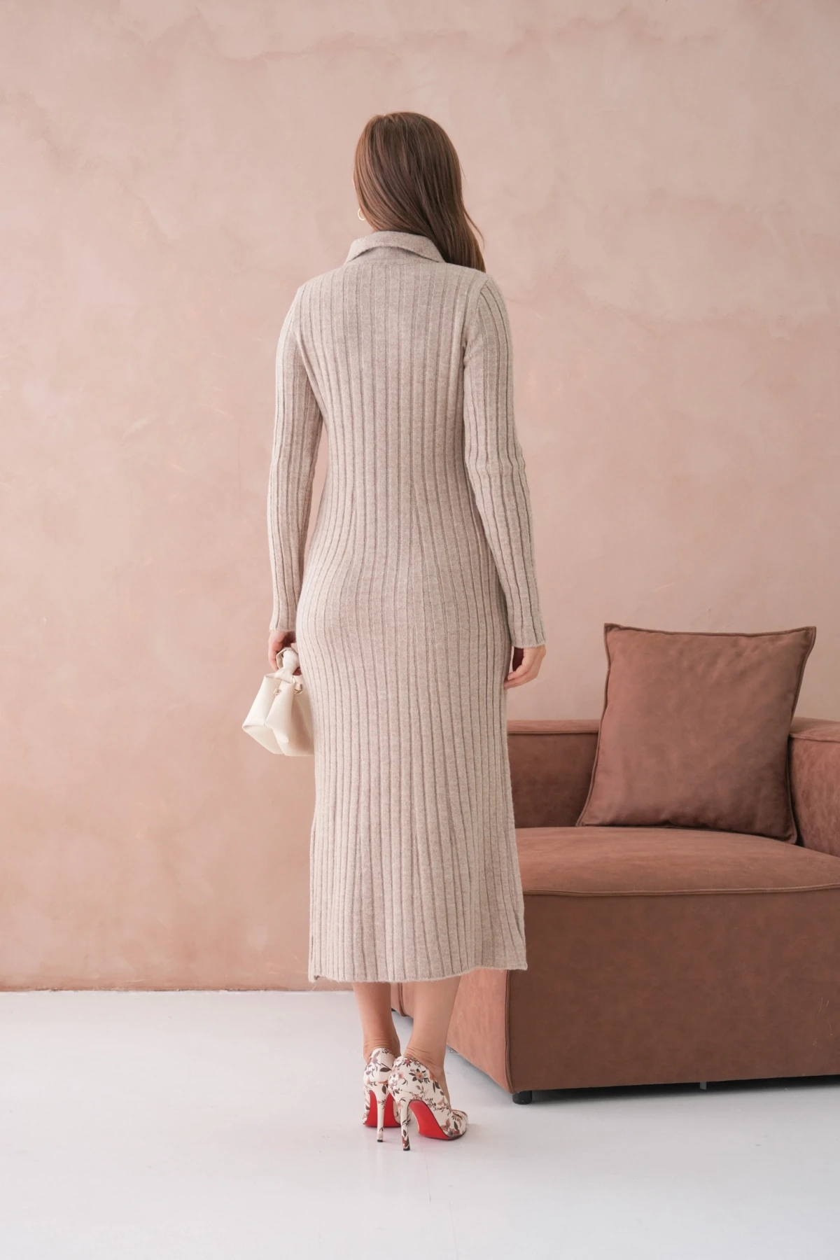 Kadın Polo Yaka Düğme Detay Maxi Boy Yumuşak Dokulu Fitilli Triko Elbise