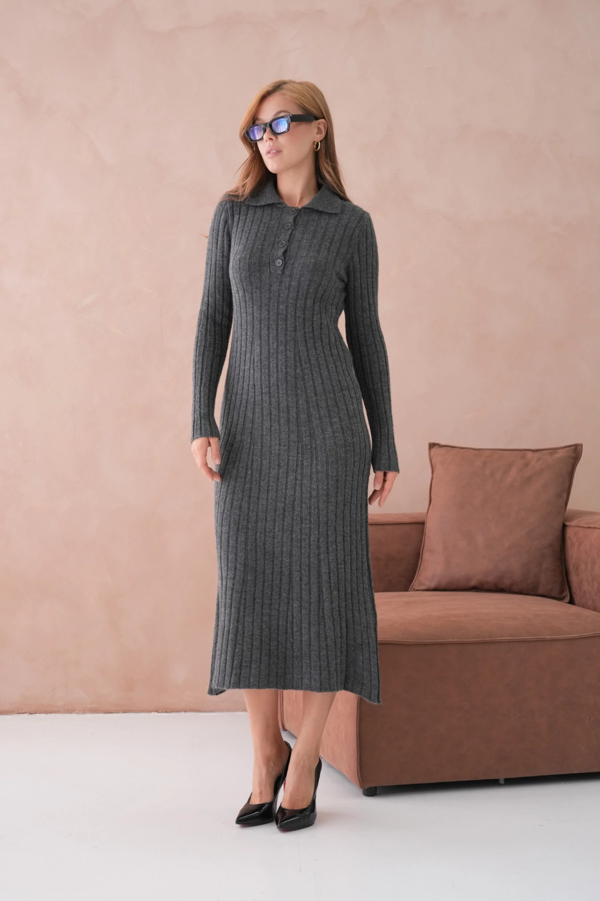 Kadın Polo Yaka Düğme Detay Maxi Boy Yumuşak Dokulu Fitilli Triko Elbise