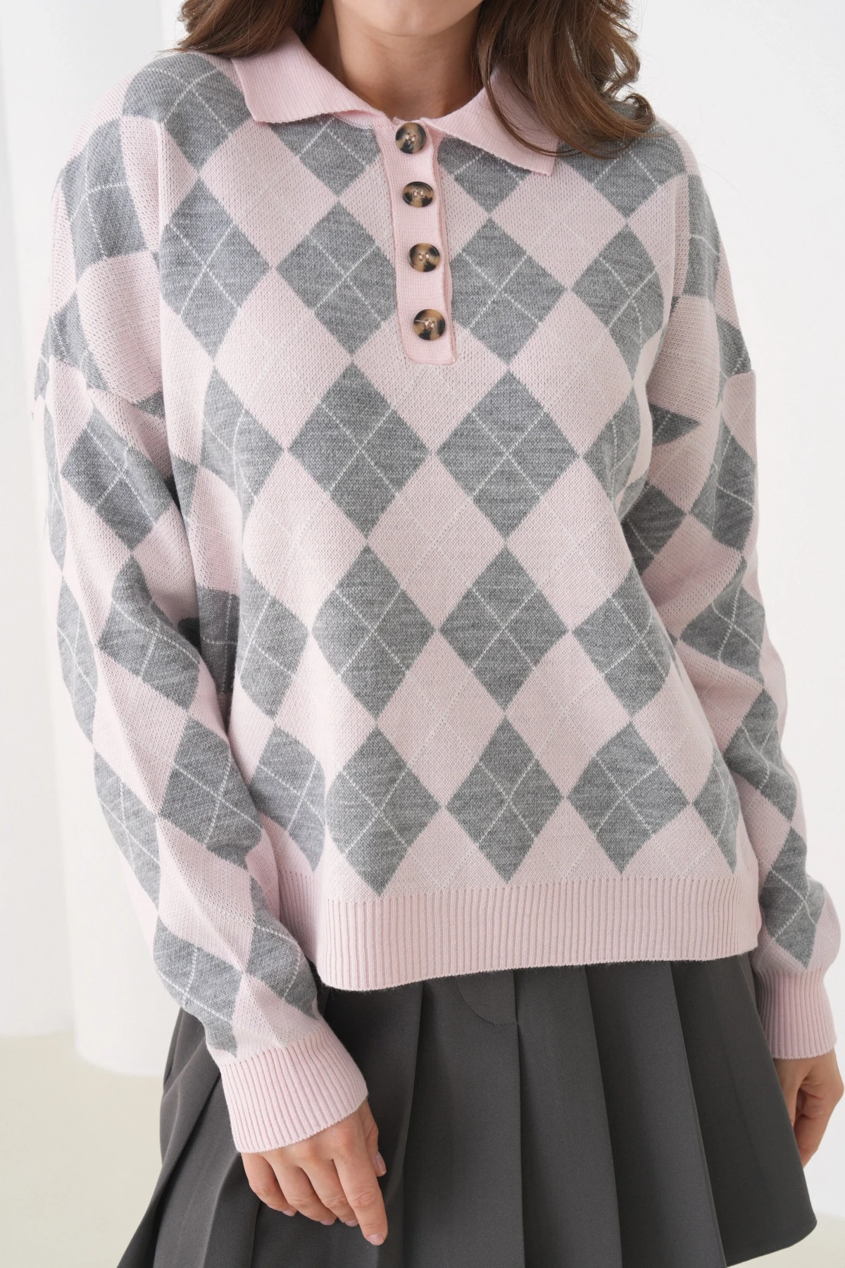 Kadın Polo Yaka Yarım Pat Düğme Detay Desenli Oversize Triko Kazak