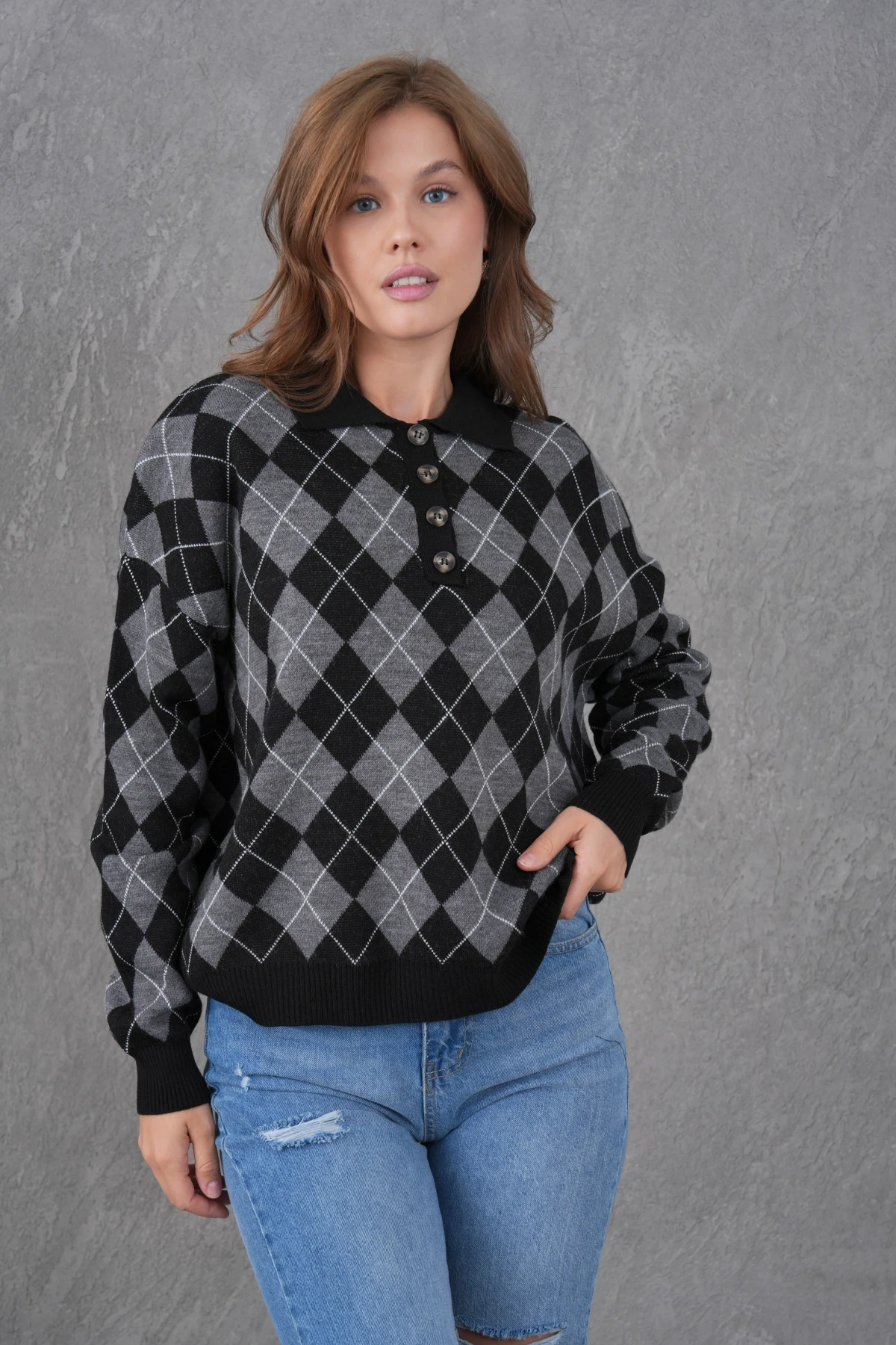 Kadın Polo Yaka Yarım Pat Düğme Detay Desenli Oversize Triko Kazak