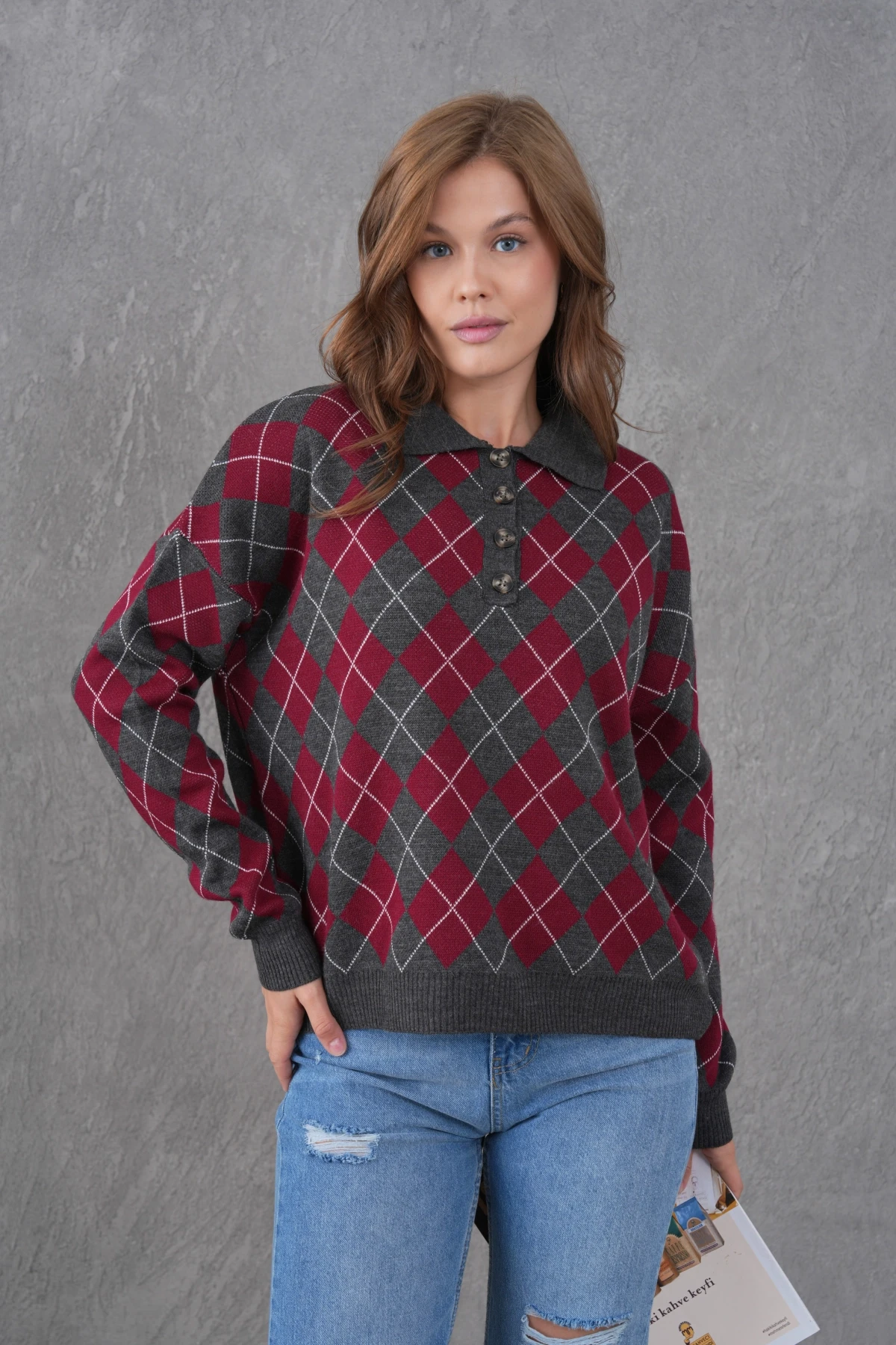 Kadın Polo Yaka Yarım Pat Düğme Detay Desenli Oversize Triko Kazak