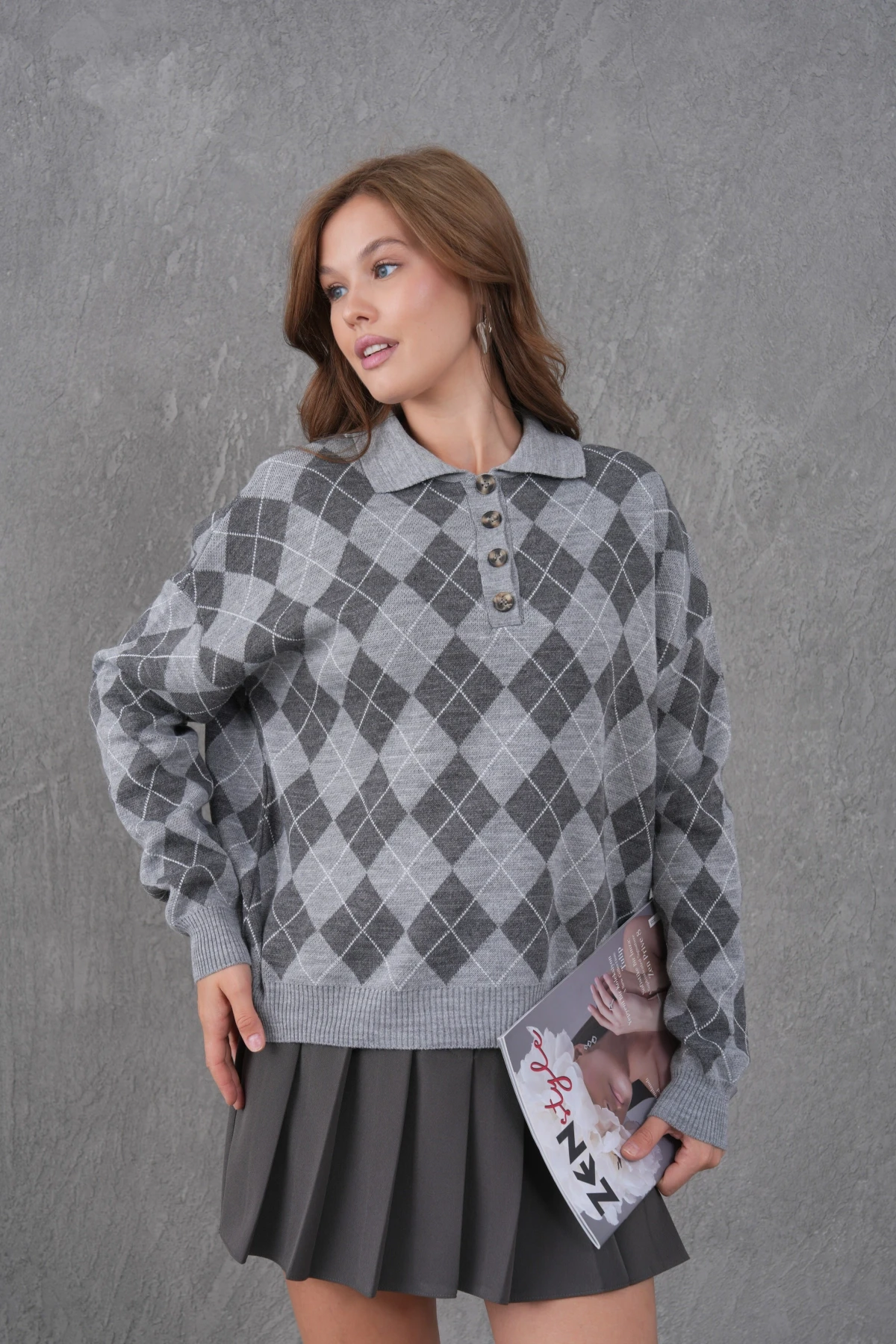 Kadın Polo Yaka Yarım Pat Düğme Detay Desenli Oversize Triko Kazak