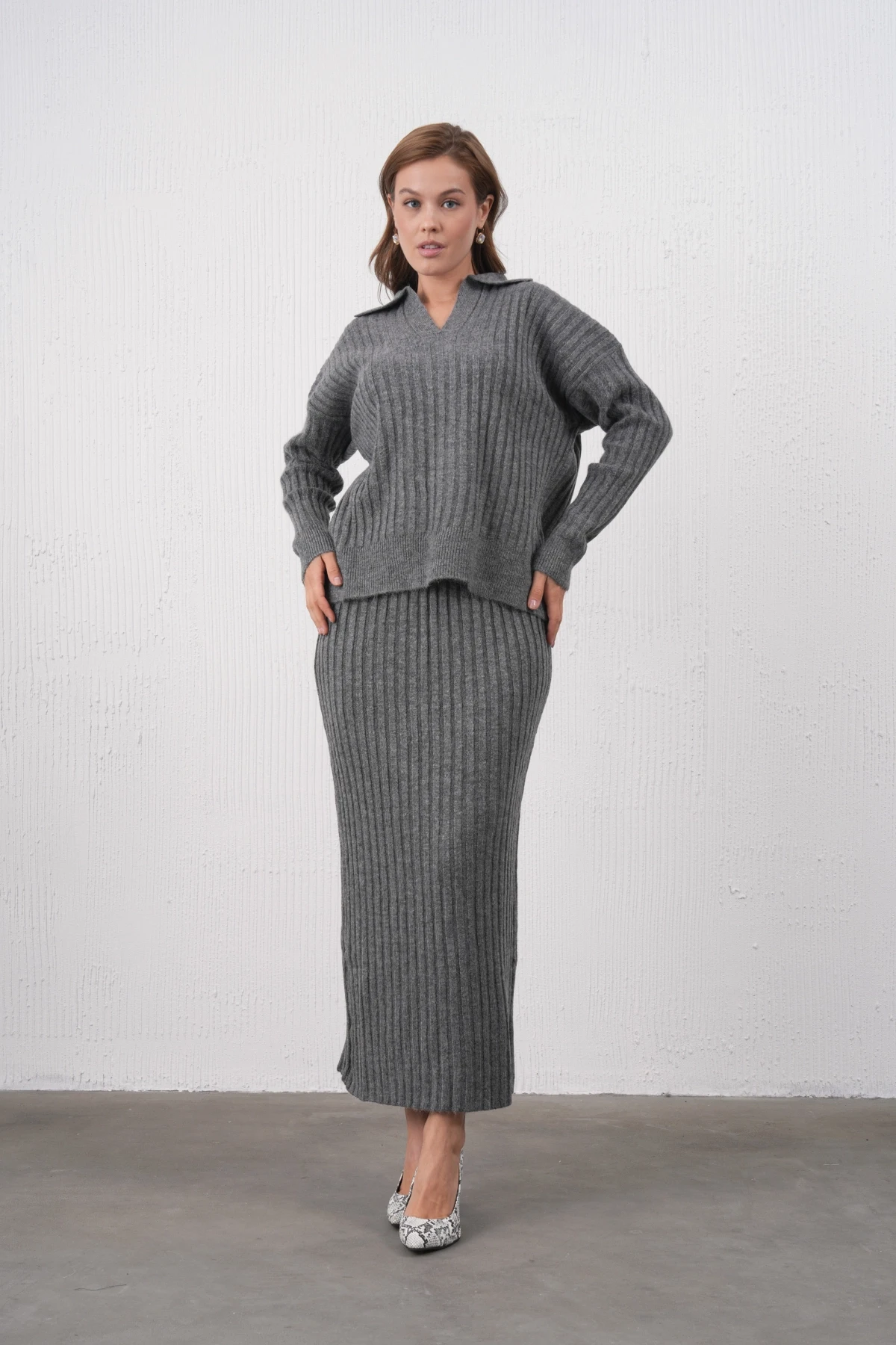 Kadın Polo Yaka Yarım Pat Örgü Detay Kazak Etek İkili Triko Takım