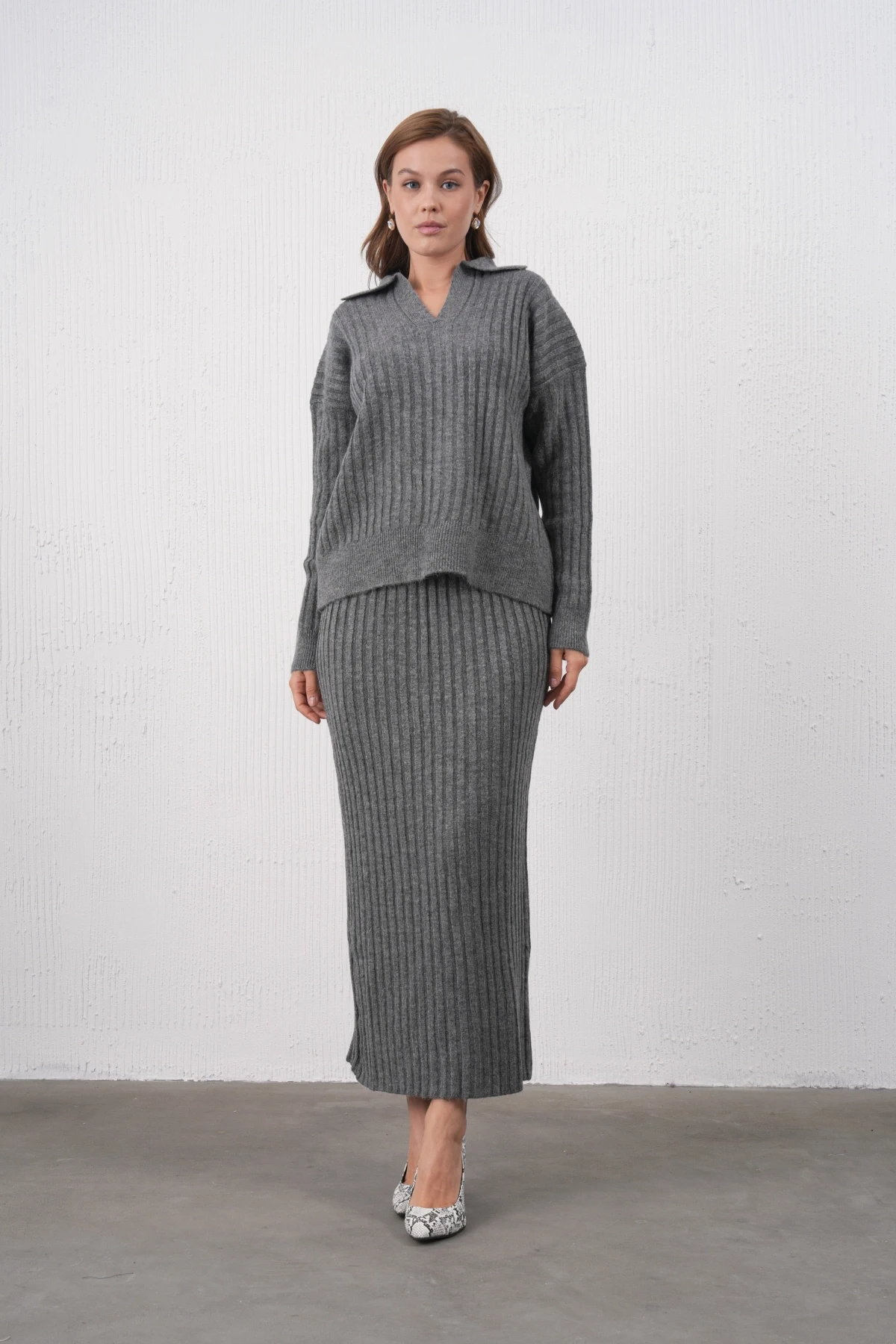 Kadın Polo Yaka Yarım Pat Örgü Detay Kazak Etek İkili Triko Takım