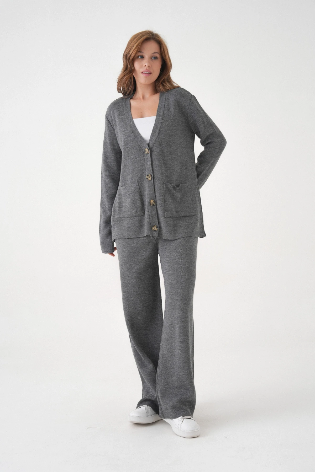 Kadın V Yaka Cep Detay Düğme Kapama Oversize Ceket Pantolon İkili Triko Takım