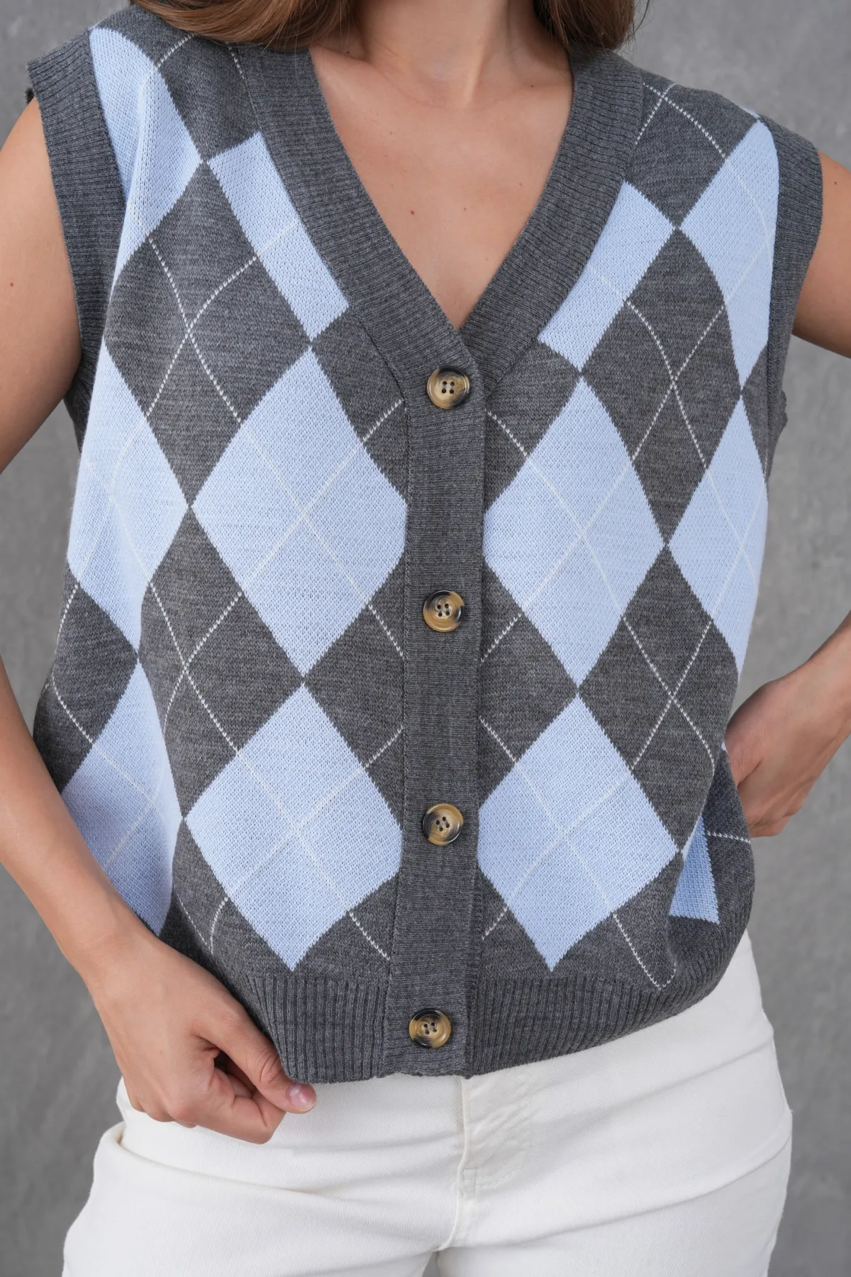 Kadın V Yaka Düğme Kapama Desenli Triko Sweater