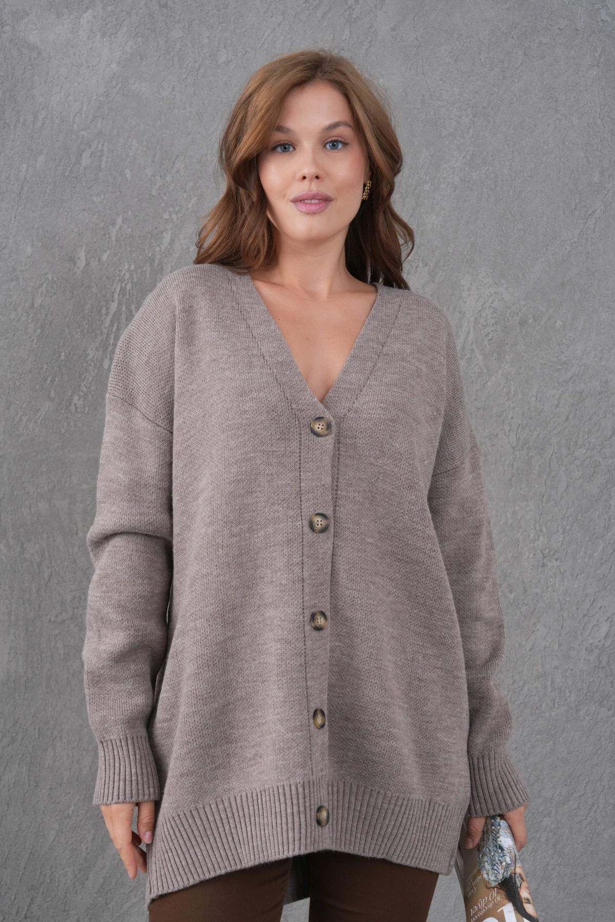 Kadın V Yaka Düğme Kapama Oversize Uzun Triko Hırka 8596