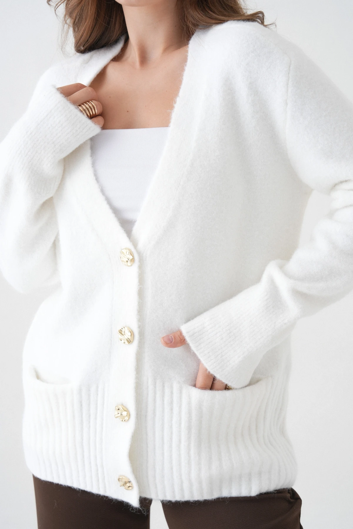 Kadın V Yaka Düğme Kapama Yün Karışımlı Şardonlu Oversize Triko Hırka 8641Sw