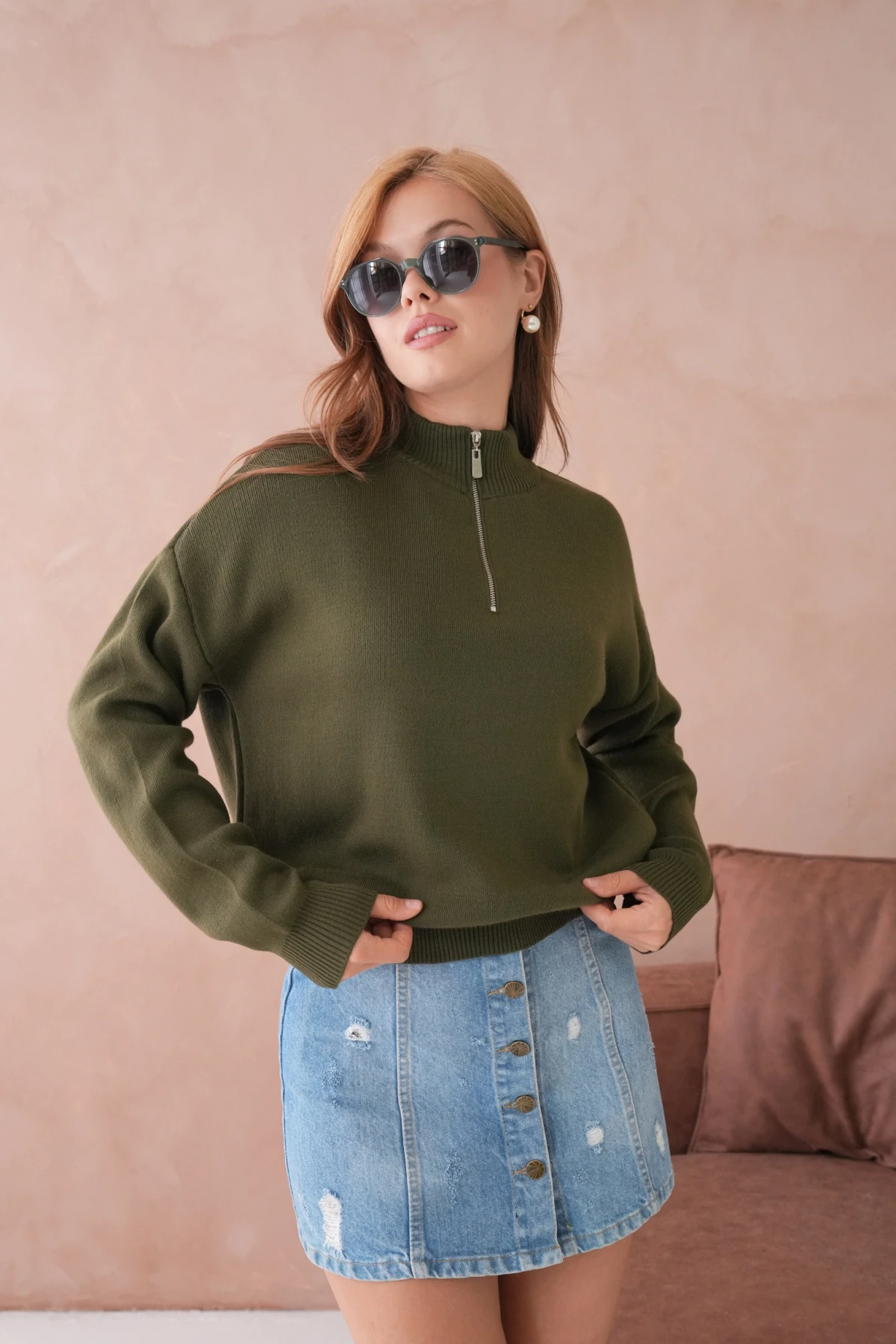 Kadın Yarım Balıkçı Yaka Fermuar Detay Oversize Triko Kazak