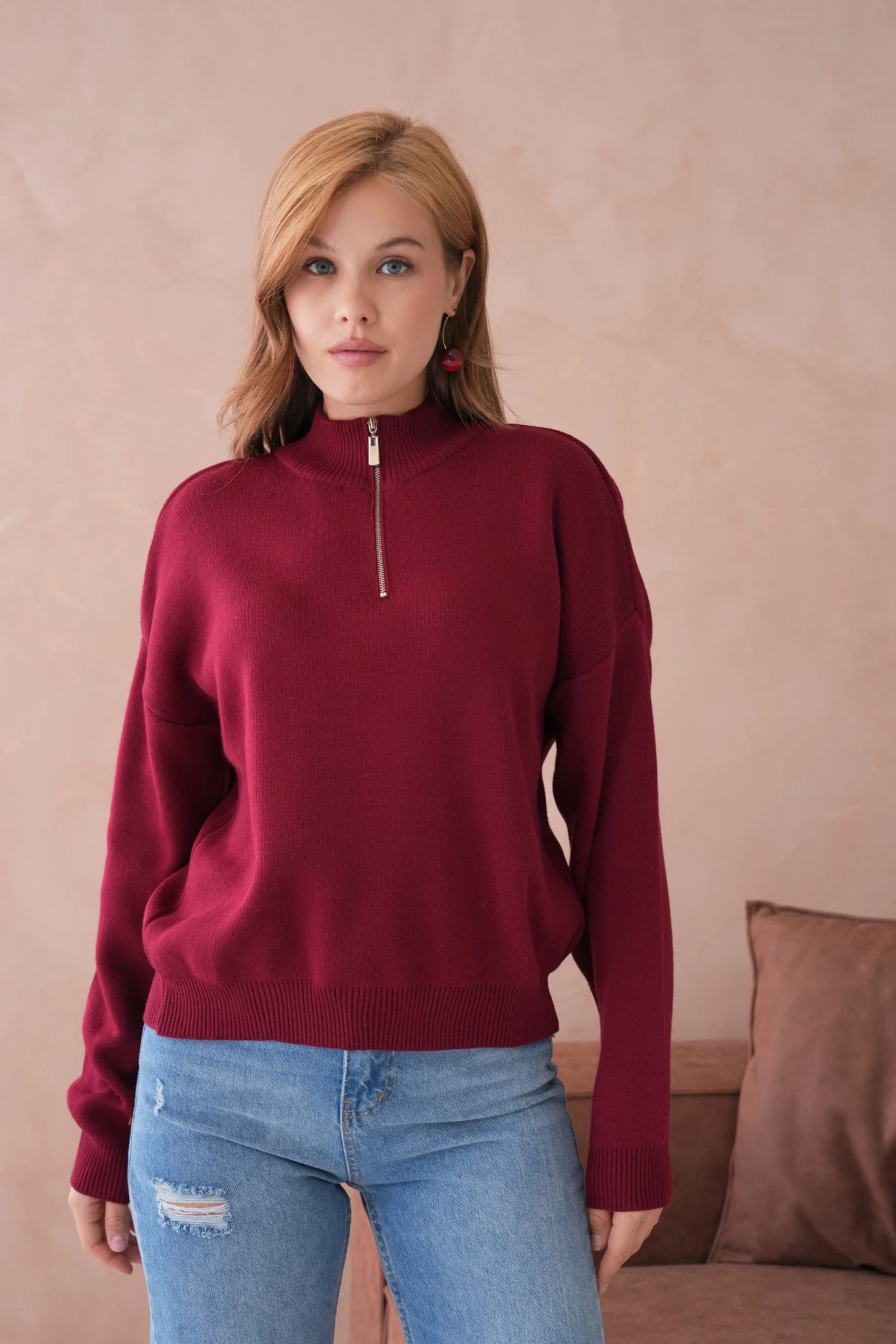 Kadın Yarım Balıkçı Yaka Fermuar Detay Oversize Triko Kazak