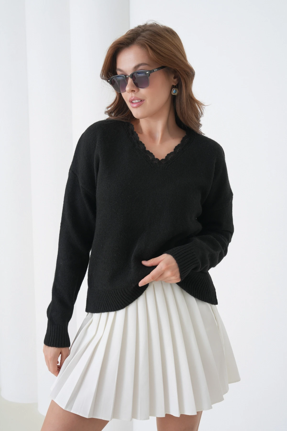 Kadınv Yak Adantel Detay Yumuşak Dokulu Triko Kazak