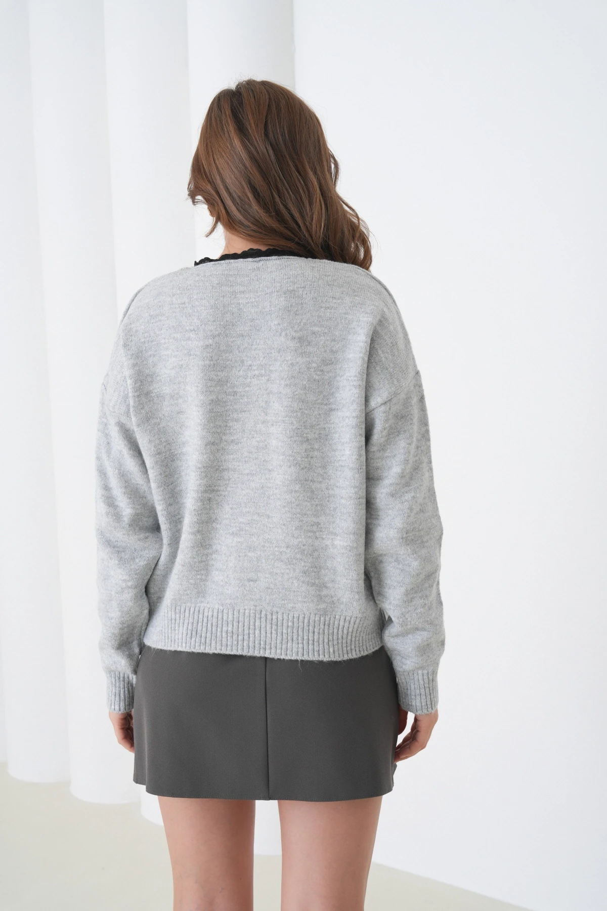 Kadınv Yak Adantel Detay Yumuşak Dokulu Triko Kazak