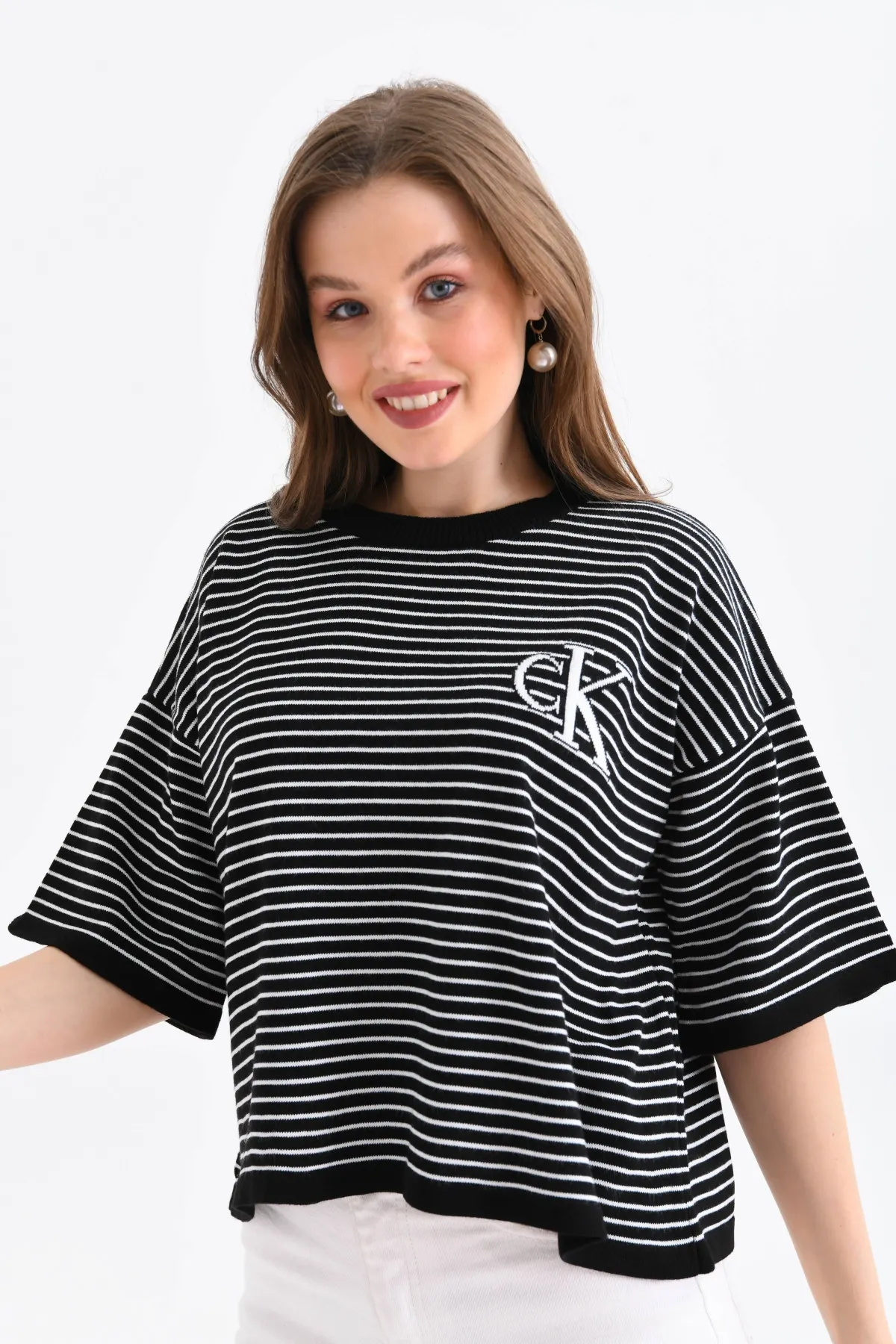 Kadın Bisiklet Yaka Çizgili Oversize Triko Kazak 10160