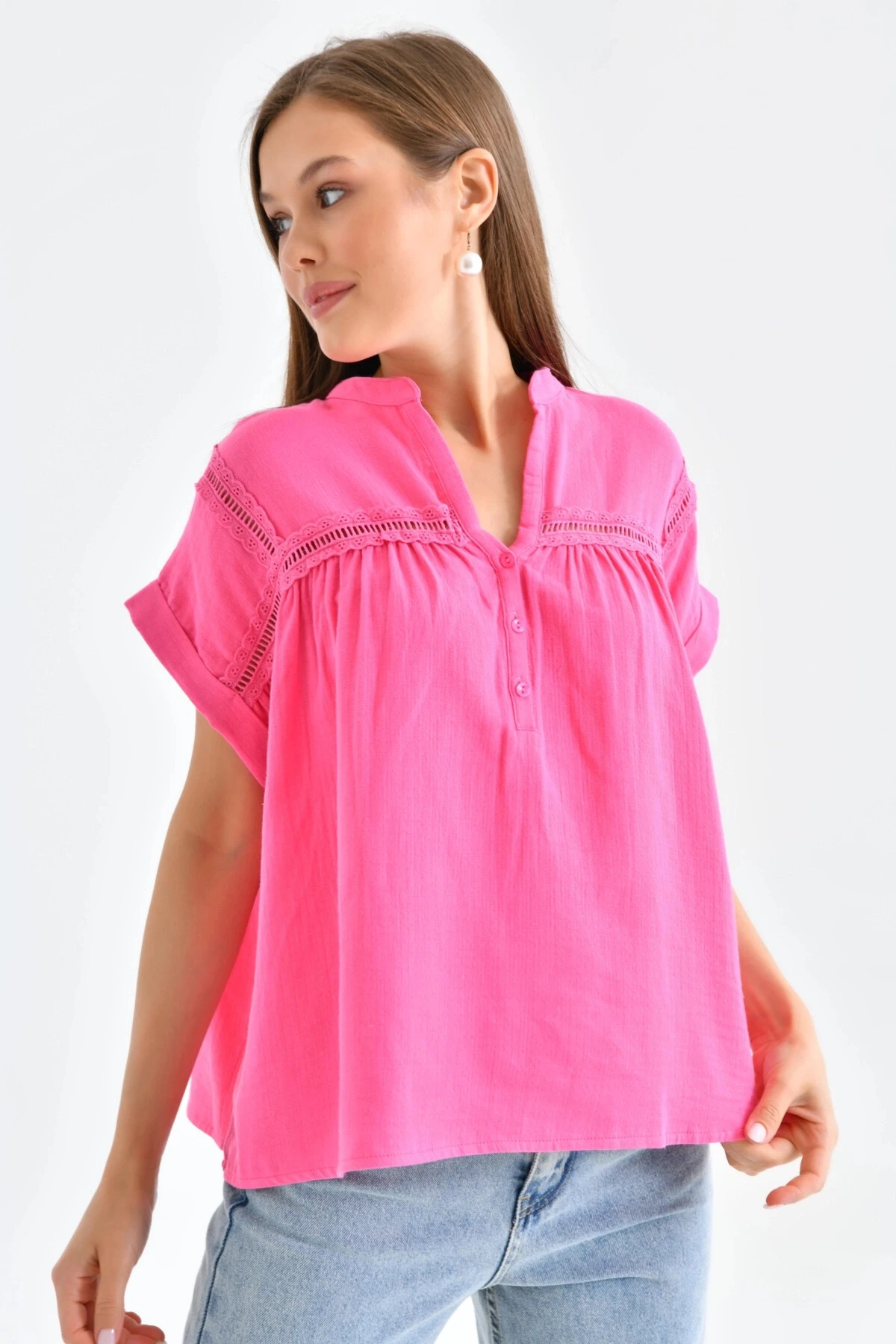 Dantel Detay Kısa Dokuma Bluz