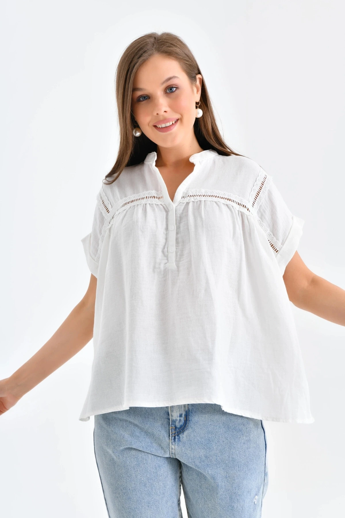 Dantel Detay Kısa Dokuma Bluz