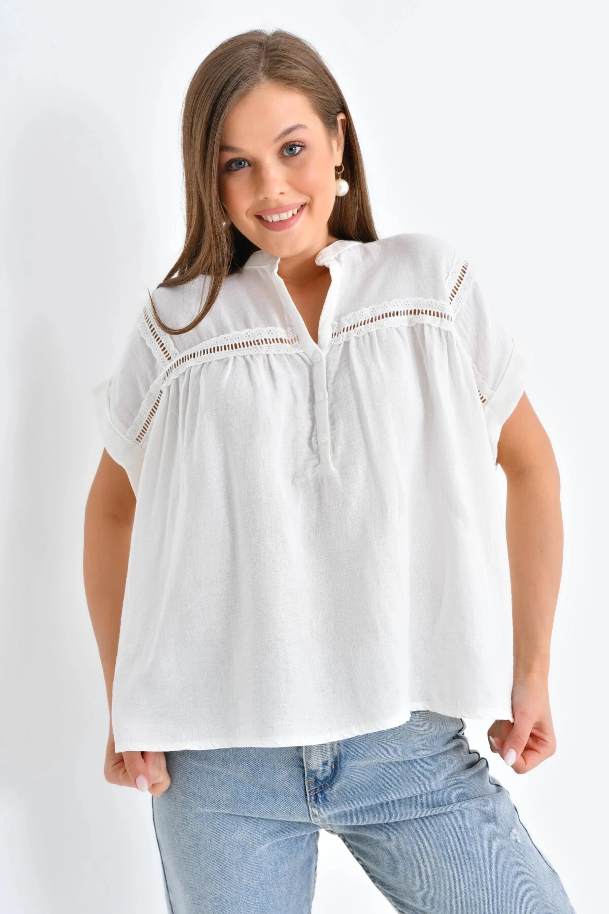 Dantel Detay Kısa Dokuma Bluz