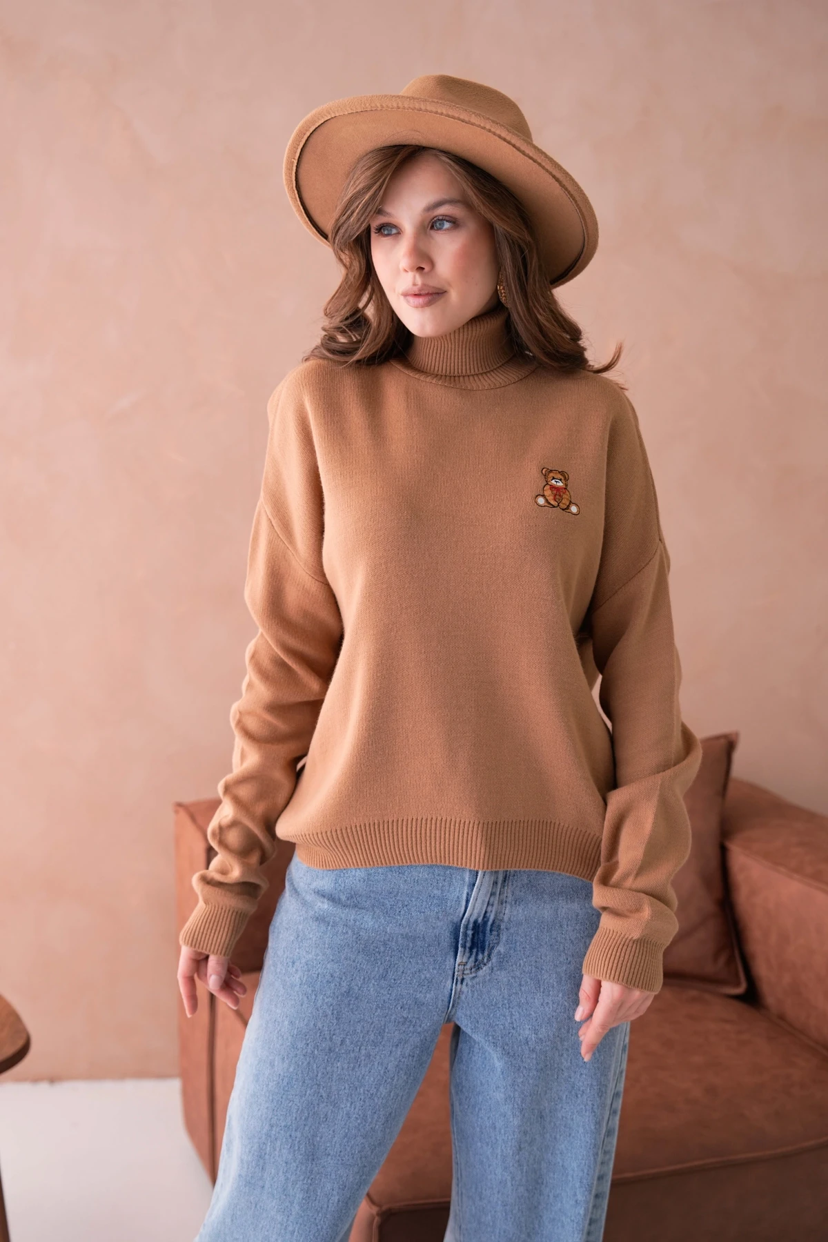 Kadın Balıkçı Yaka Nakış Detay Yumuşak Dokulu Basic Triko Kazak 214430