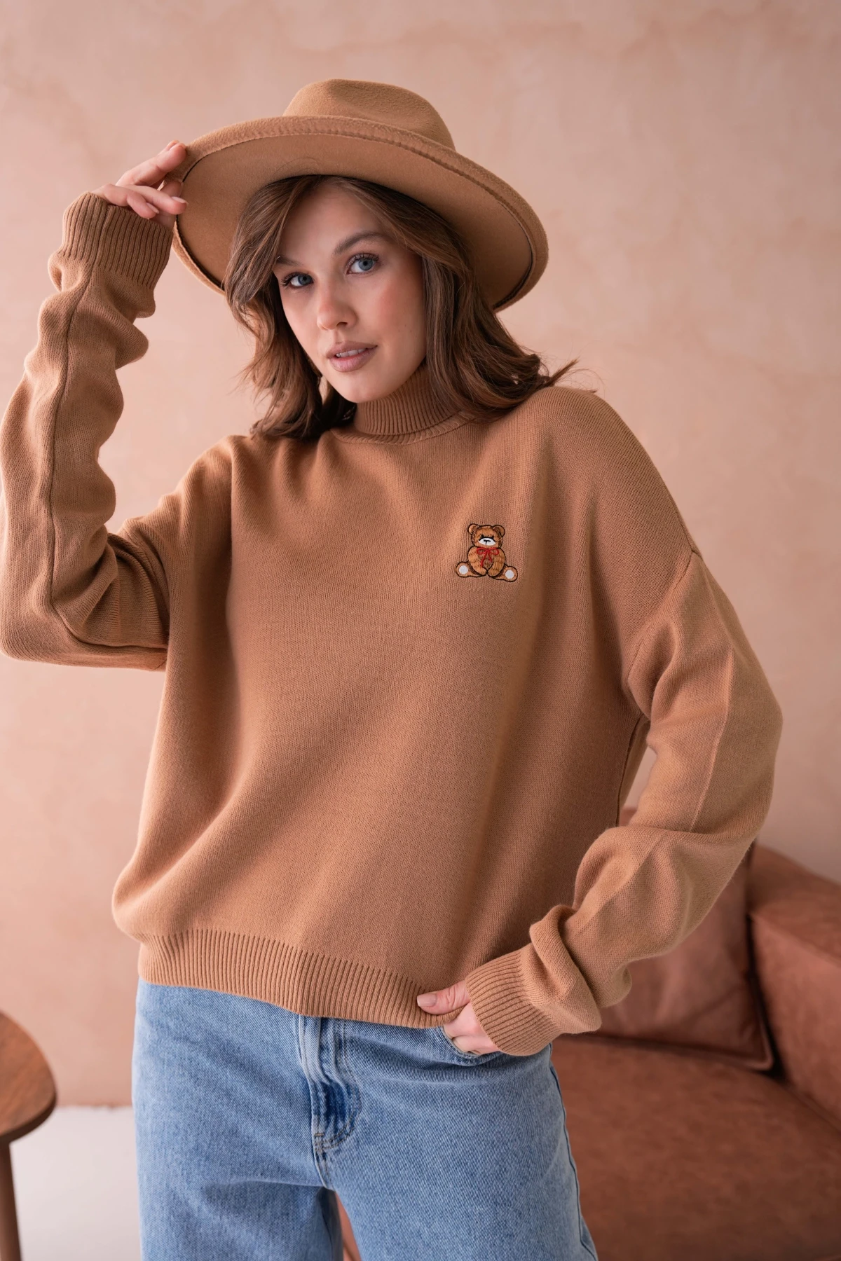 Kadın Balıkçı Yaka Nakış Detay Yumuşak Dokulu Basic Triko Kazak 214430