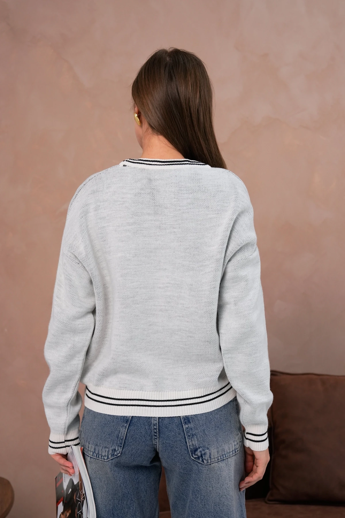 Kadın Bisiklet Yaka Çizgi Detay Nakışlı Triko Kazak 10519